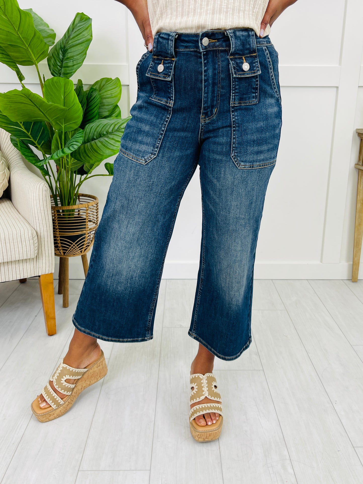 Judy Blue Easy Upgrade Wide Leg Cropped Jeans