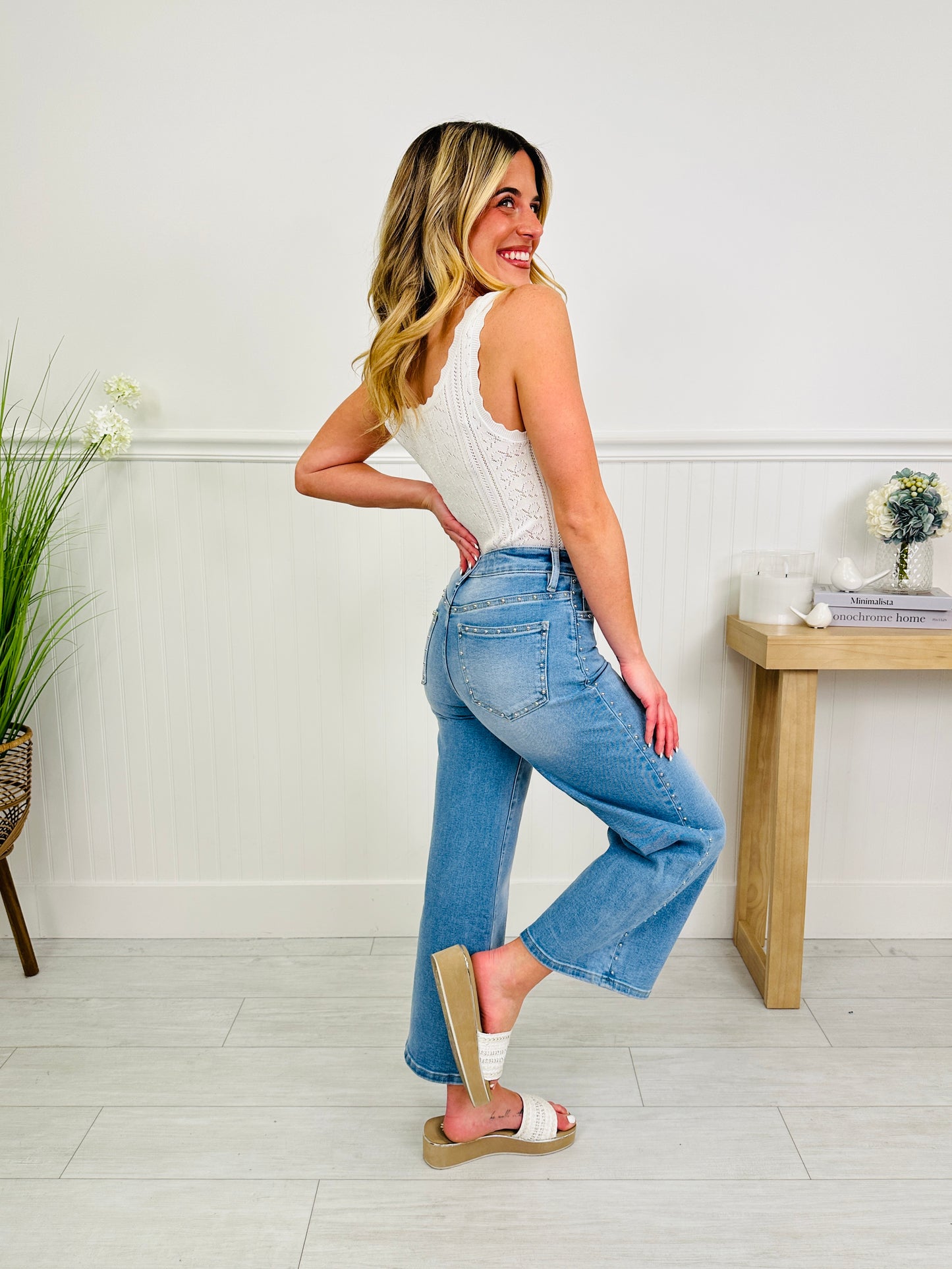 Subtly Studded Tummy Control Wide Leg Cropped Jeans