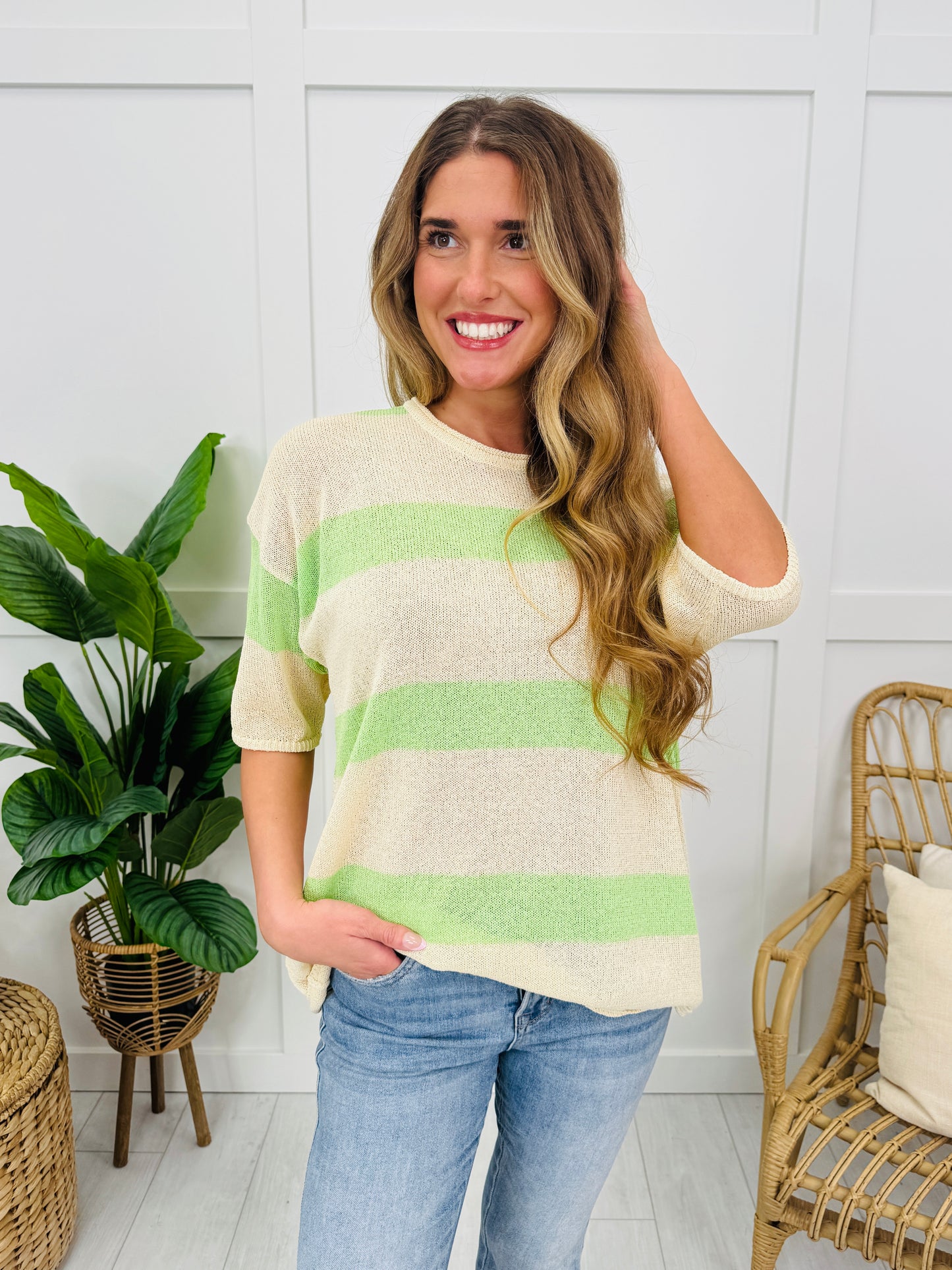 The Modern Stripe Top In Green