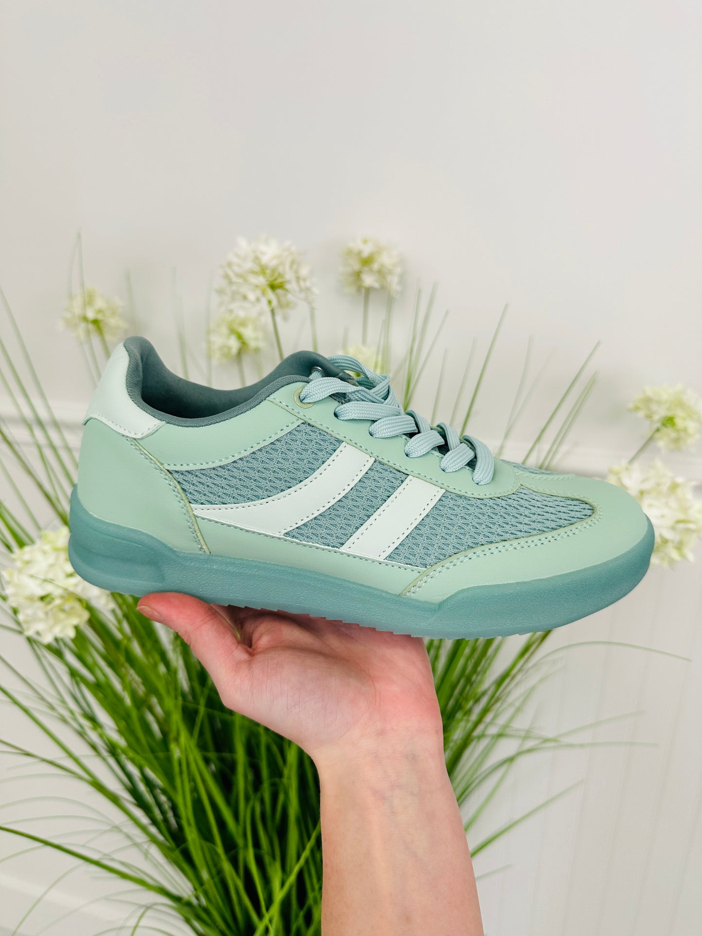 Harmony Blend Sneakers In Mint