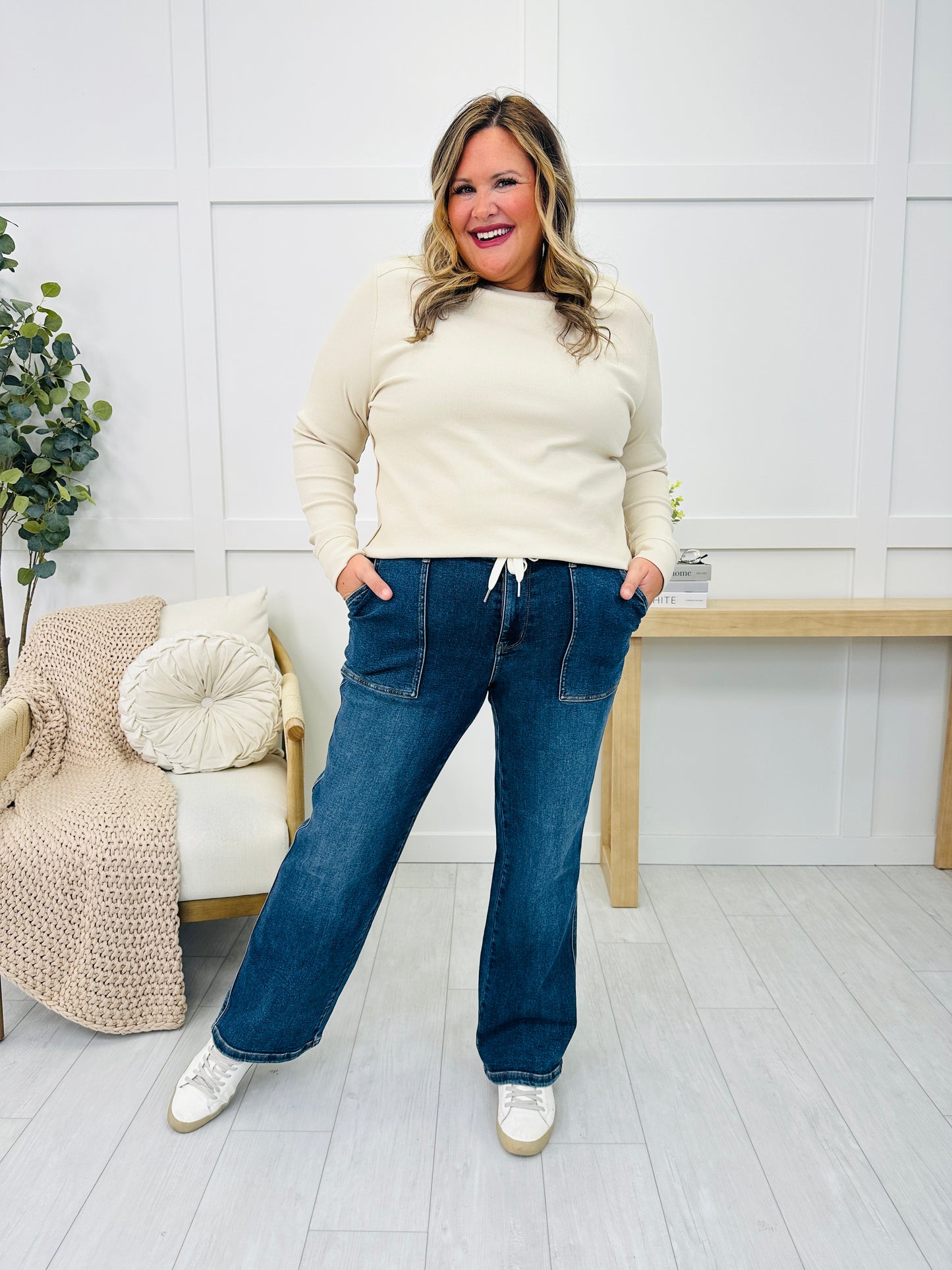 Judy Blue Tied and True Drawstring Wide Leg Jeans in Reg/Curvy