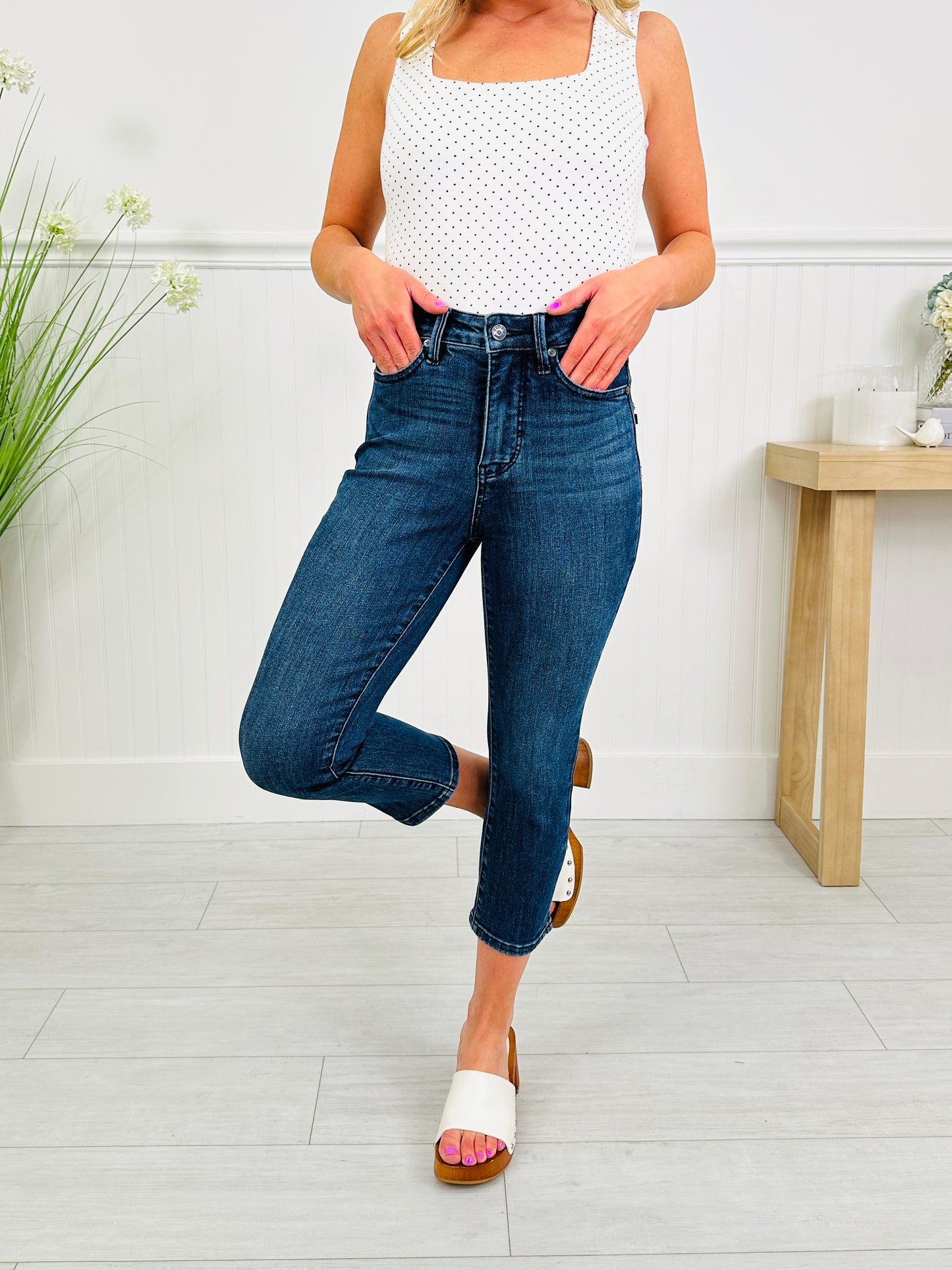 Judy Blue The Trifecta Capri Jeans