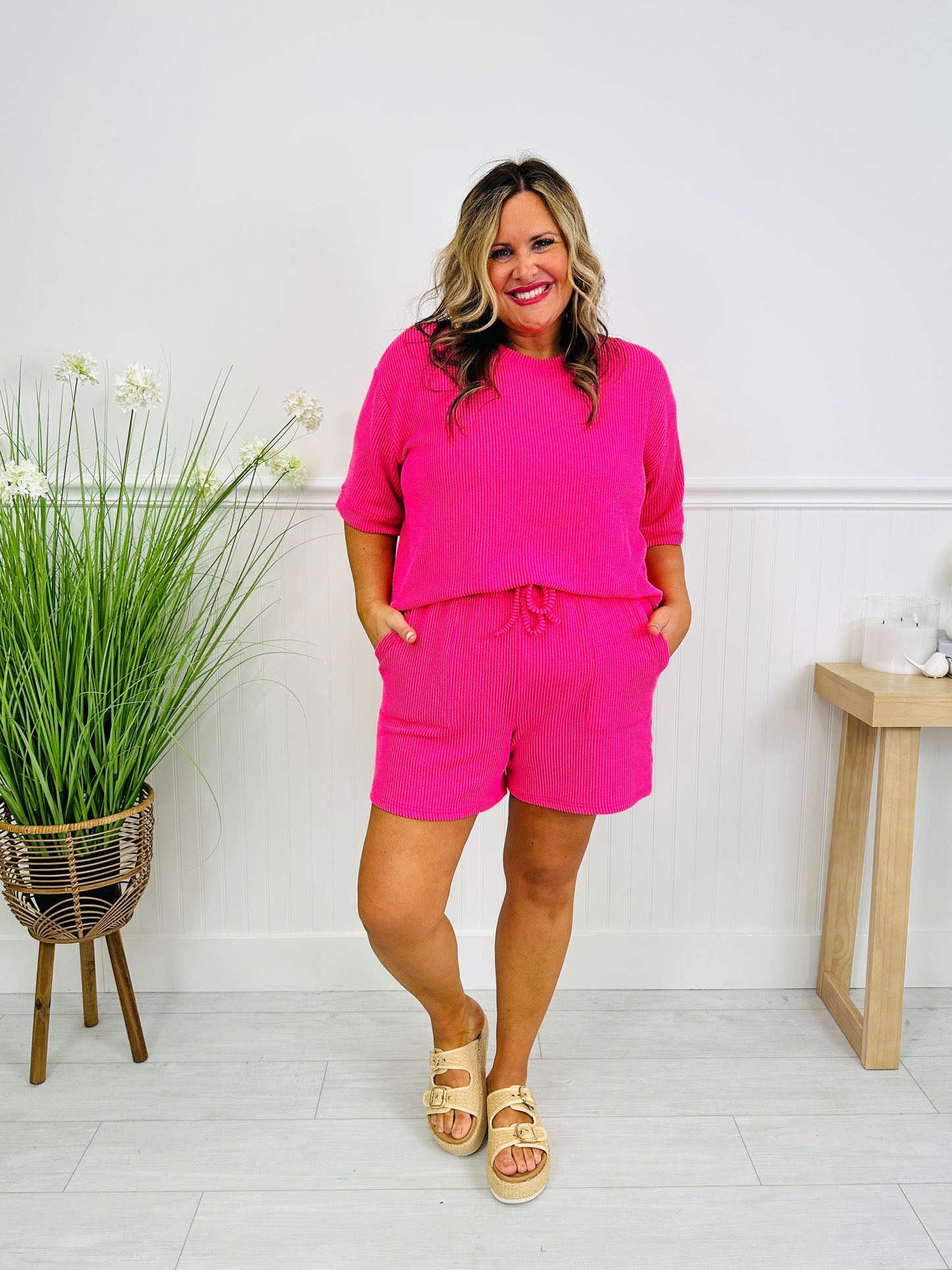 Set The Vibe Set In Multiple Colors