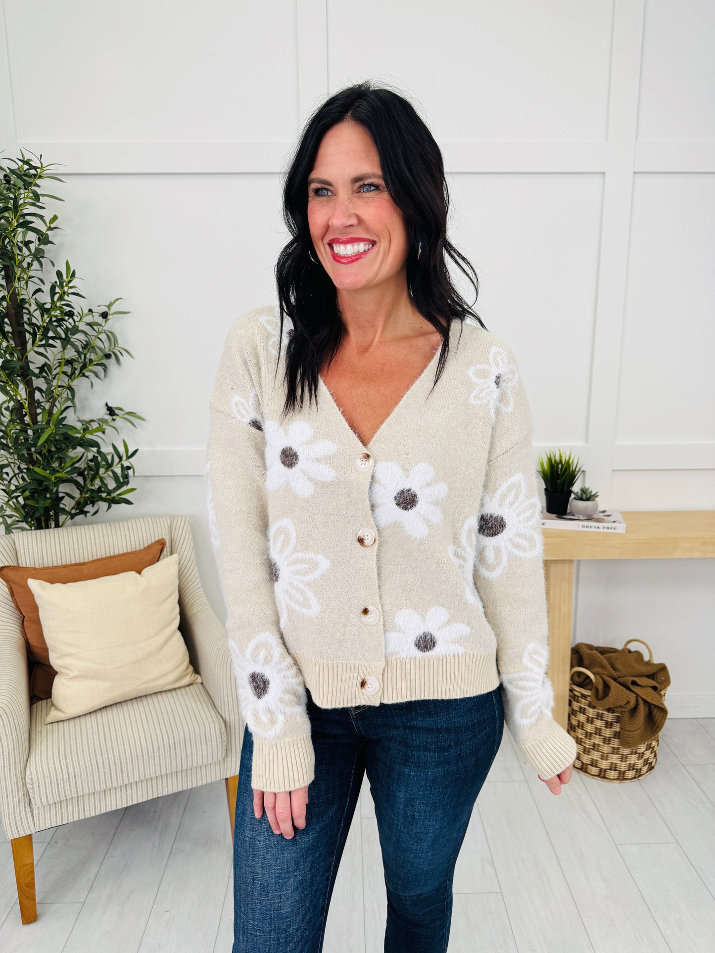 Dancing With Daisies Cardigan