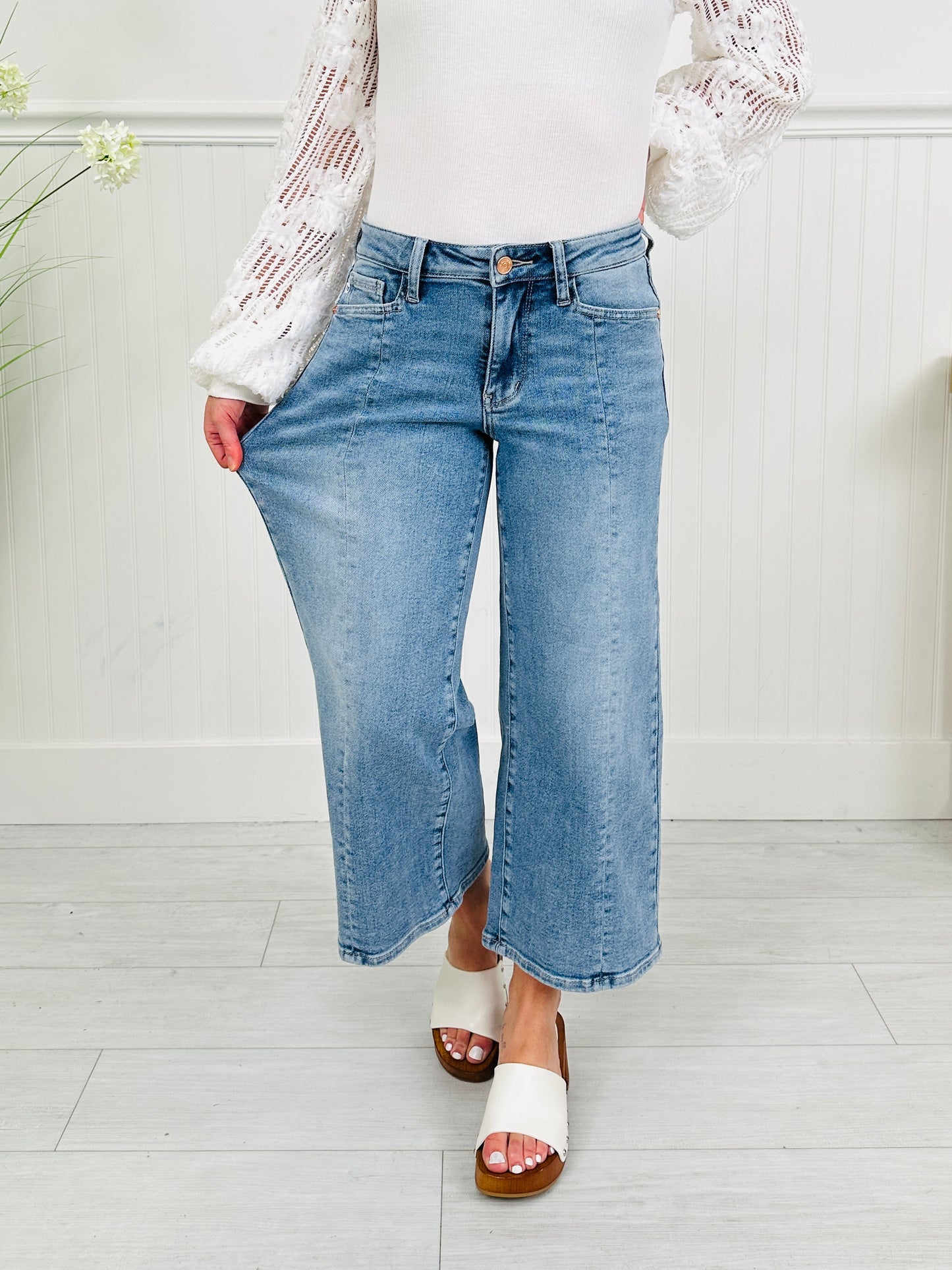 Judy Blue Spring Forward Cropped Wide Leg Jeans