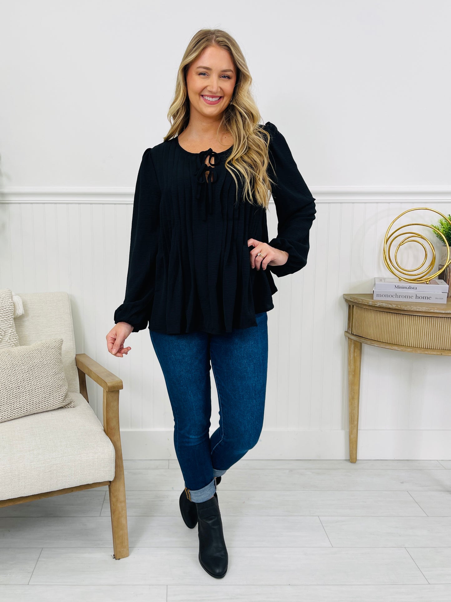 Autumn Avenue Top in Black