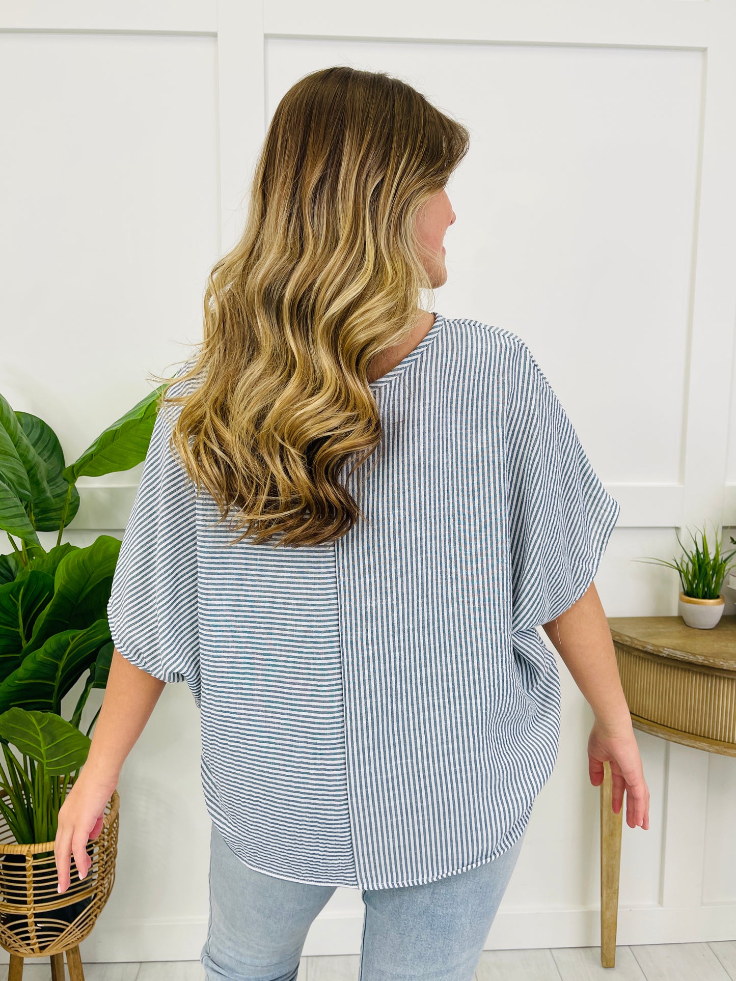 The Coastal Panel Top In Denim