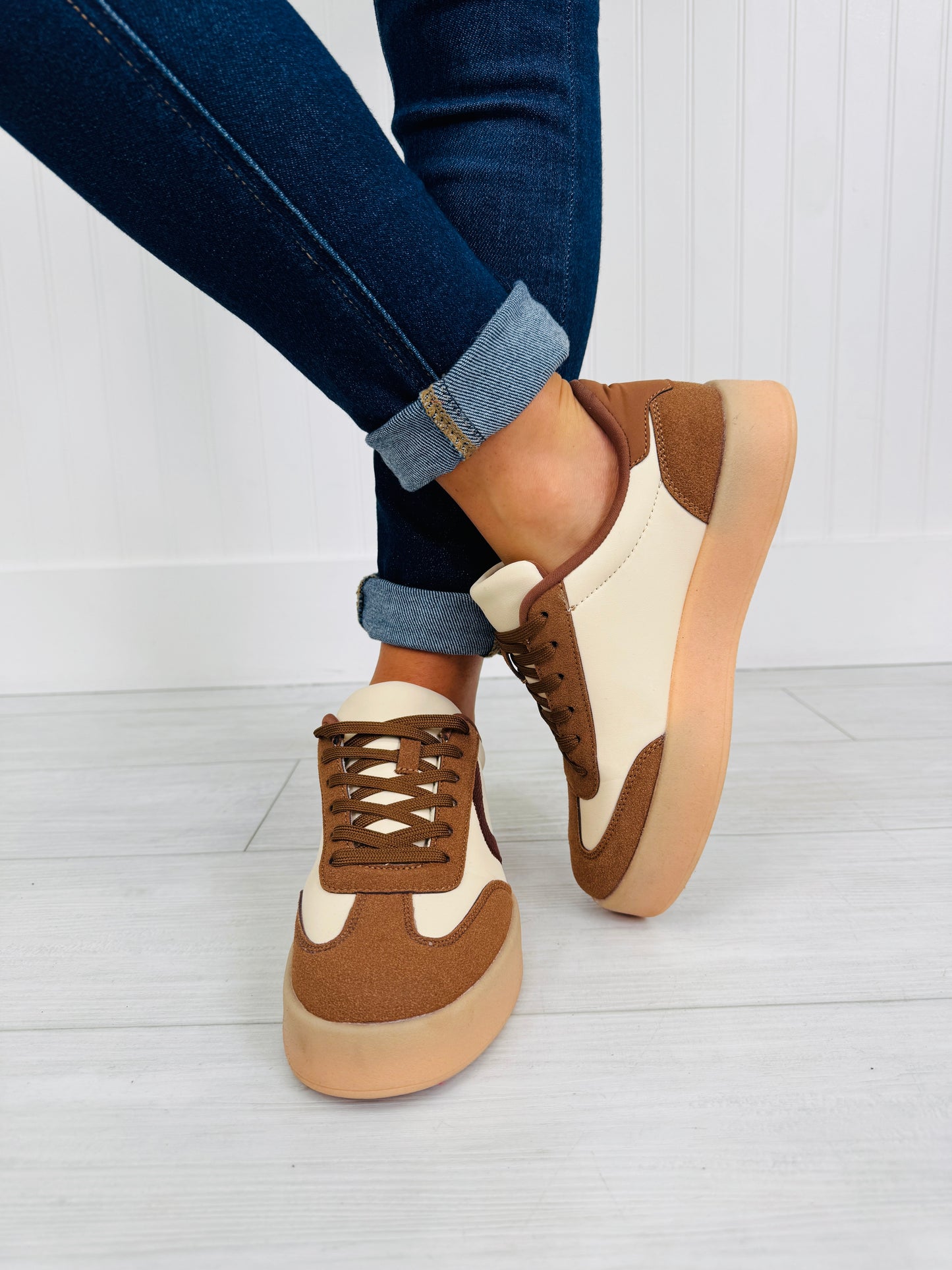The Daily Grind Sneakers In Beige