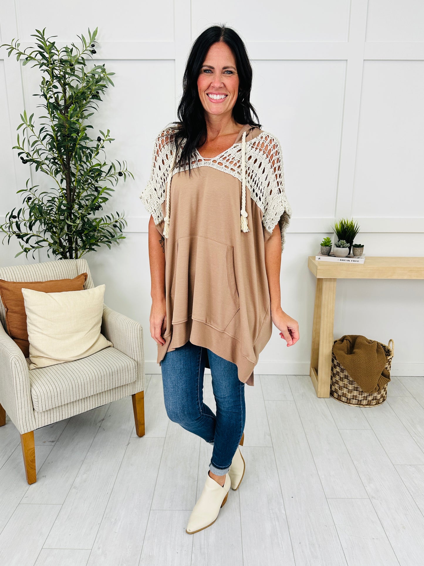 REG/CURVY Comes And Goes Top