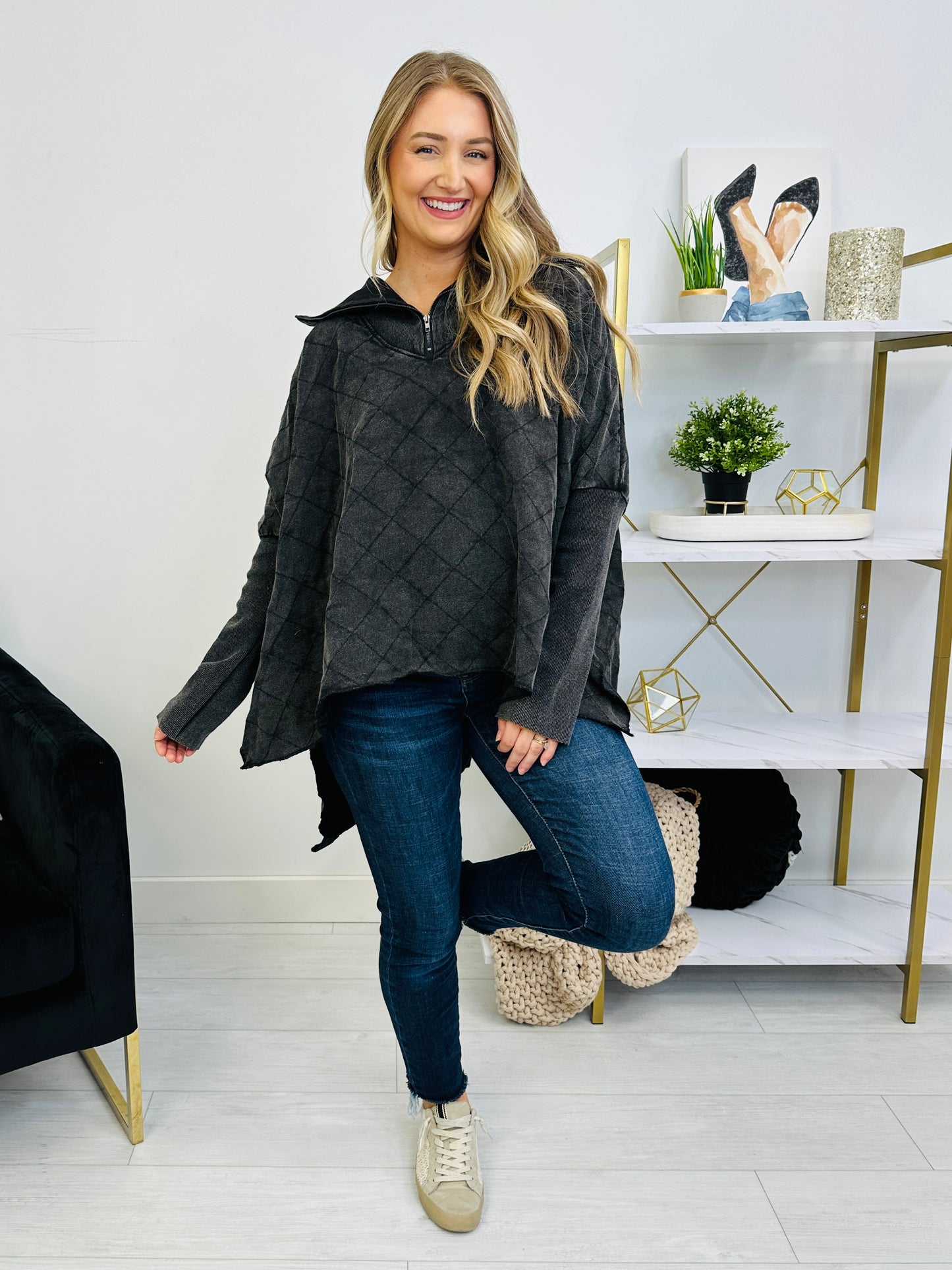 Catch The Moment Pullover