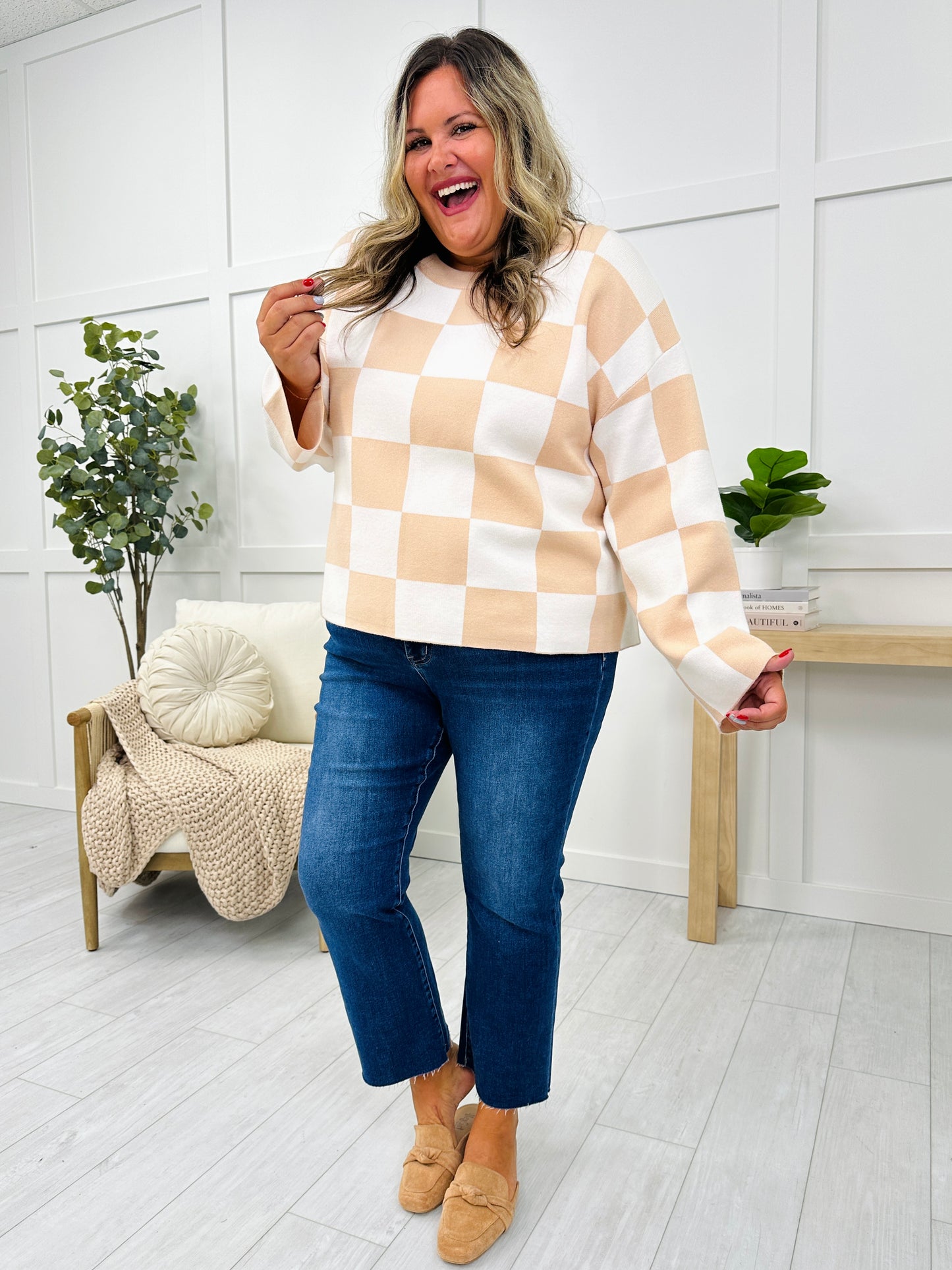 REG/CURVY Come Check This MOCO Exclusive Design Checkered Sweater- Multiple Colors!