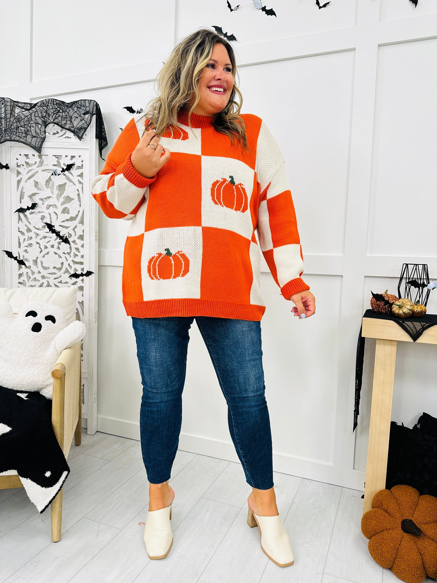 REG/CURVY Pumpkin Perfection Sweater