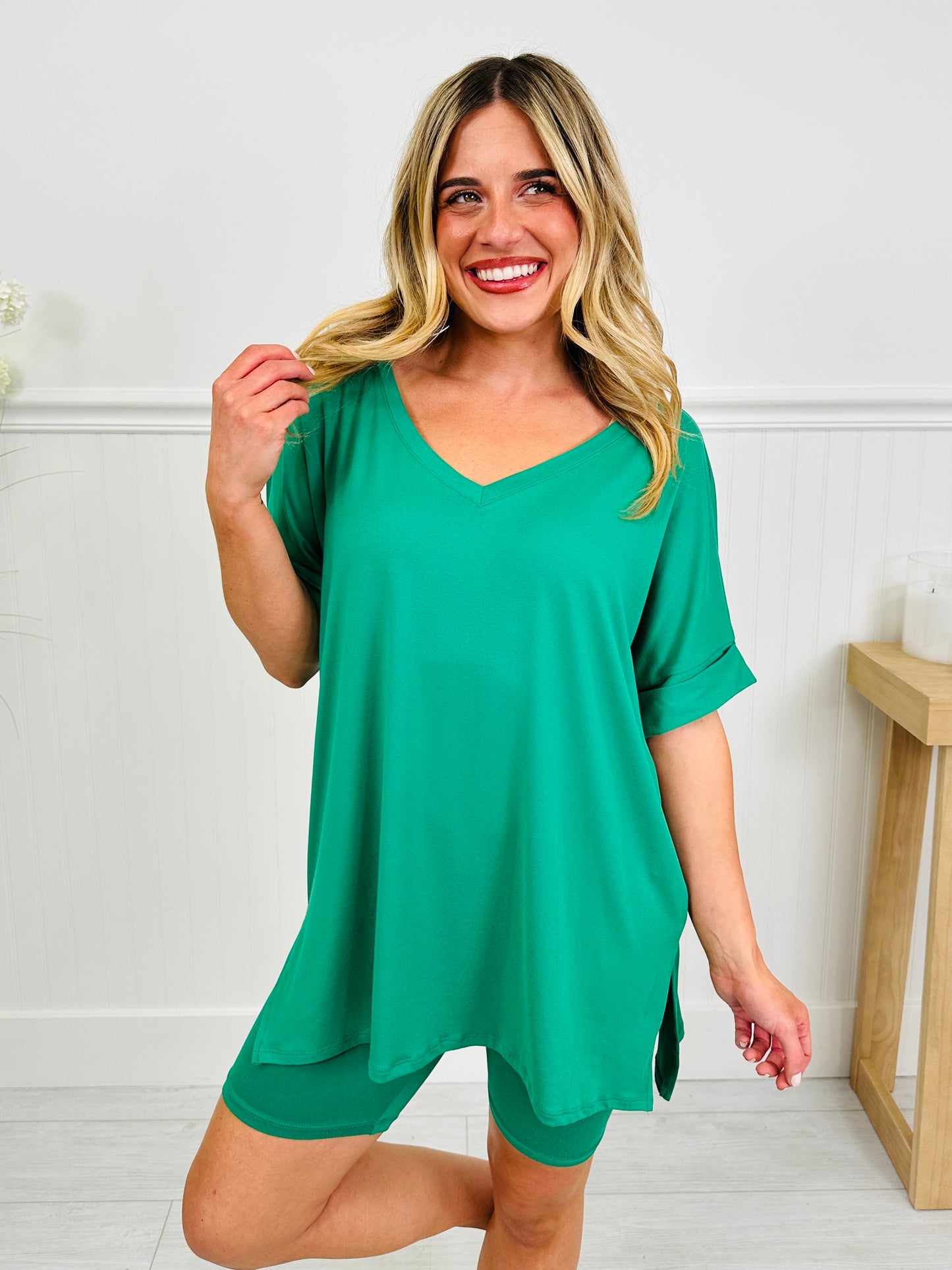 Set The Trend Set In Multiple Colors