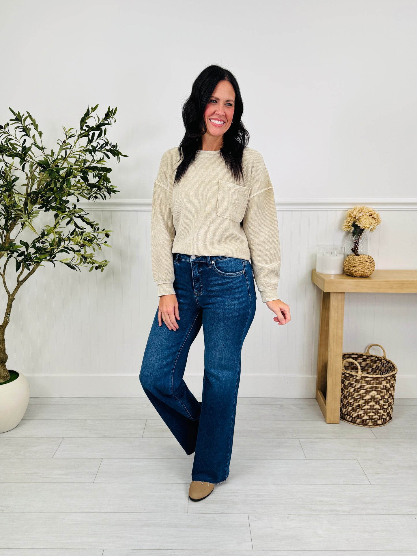 Everyday Comfort Tummy Control Jeans