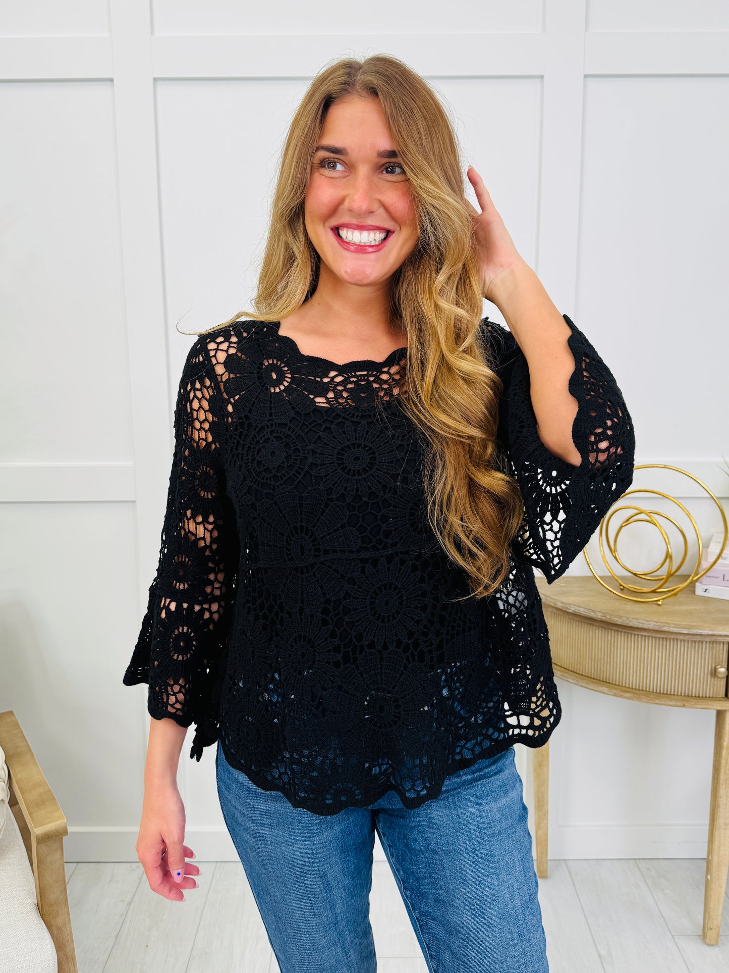 Sunflower Stitch Top In Black