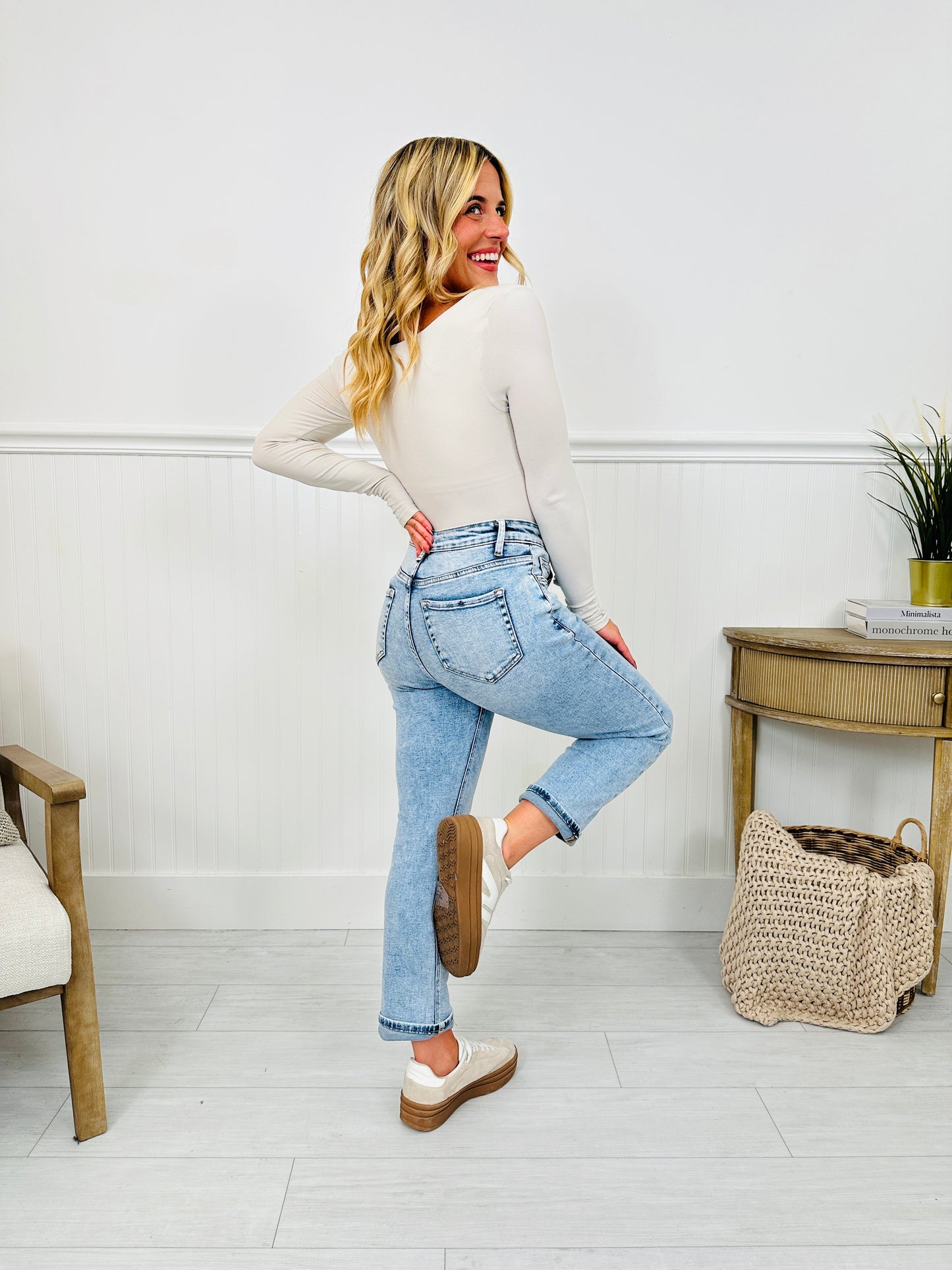 Take My Advice Tummy Control MOCO Exclusive Straight Jeans