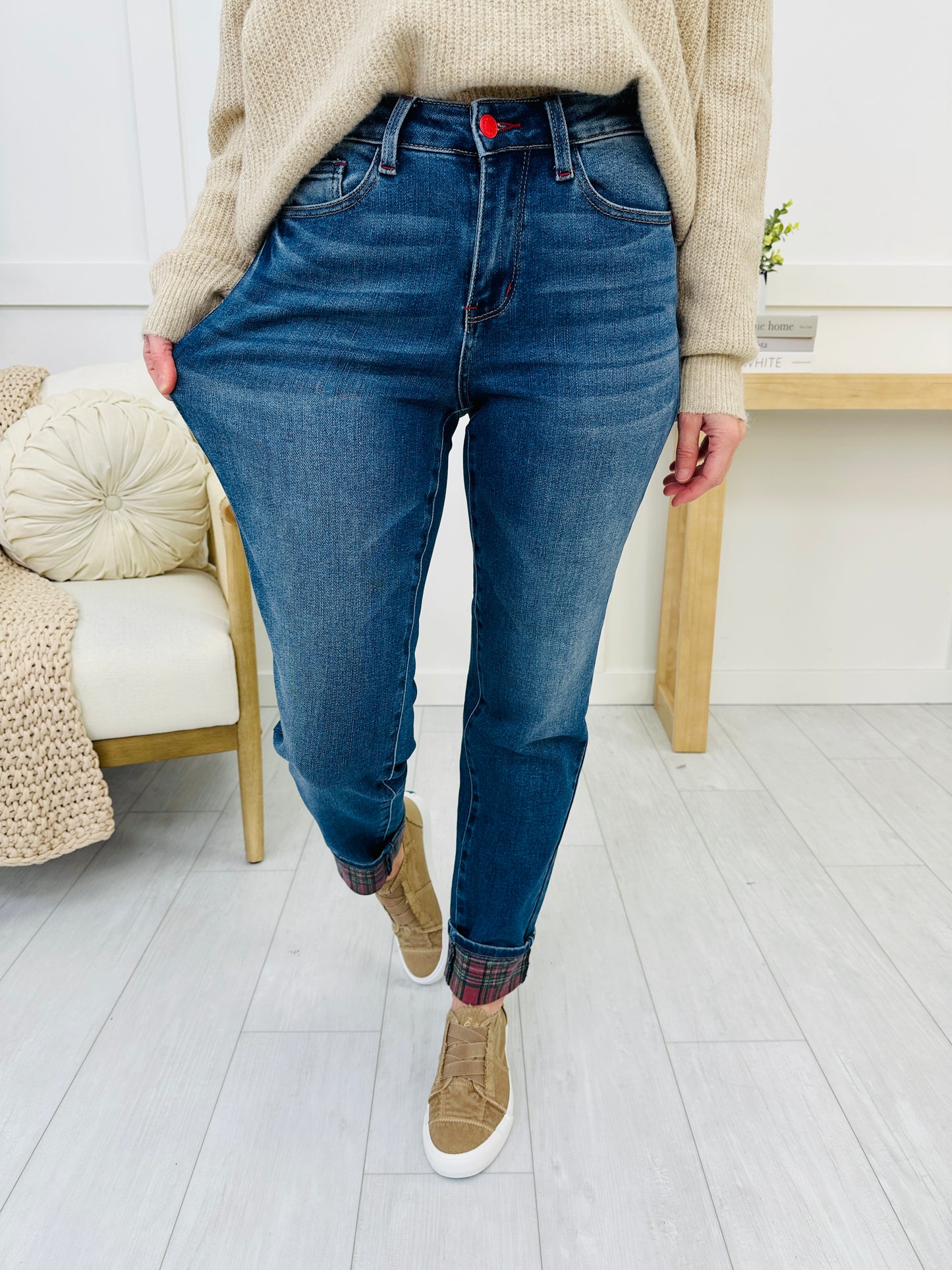 Judy Blue Mad for Plaid Cuffed Boyfriend Jeans in Reg/Curvy