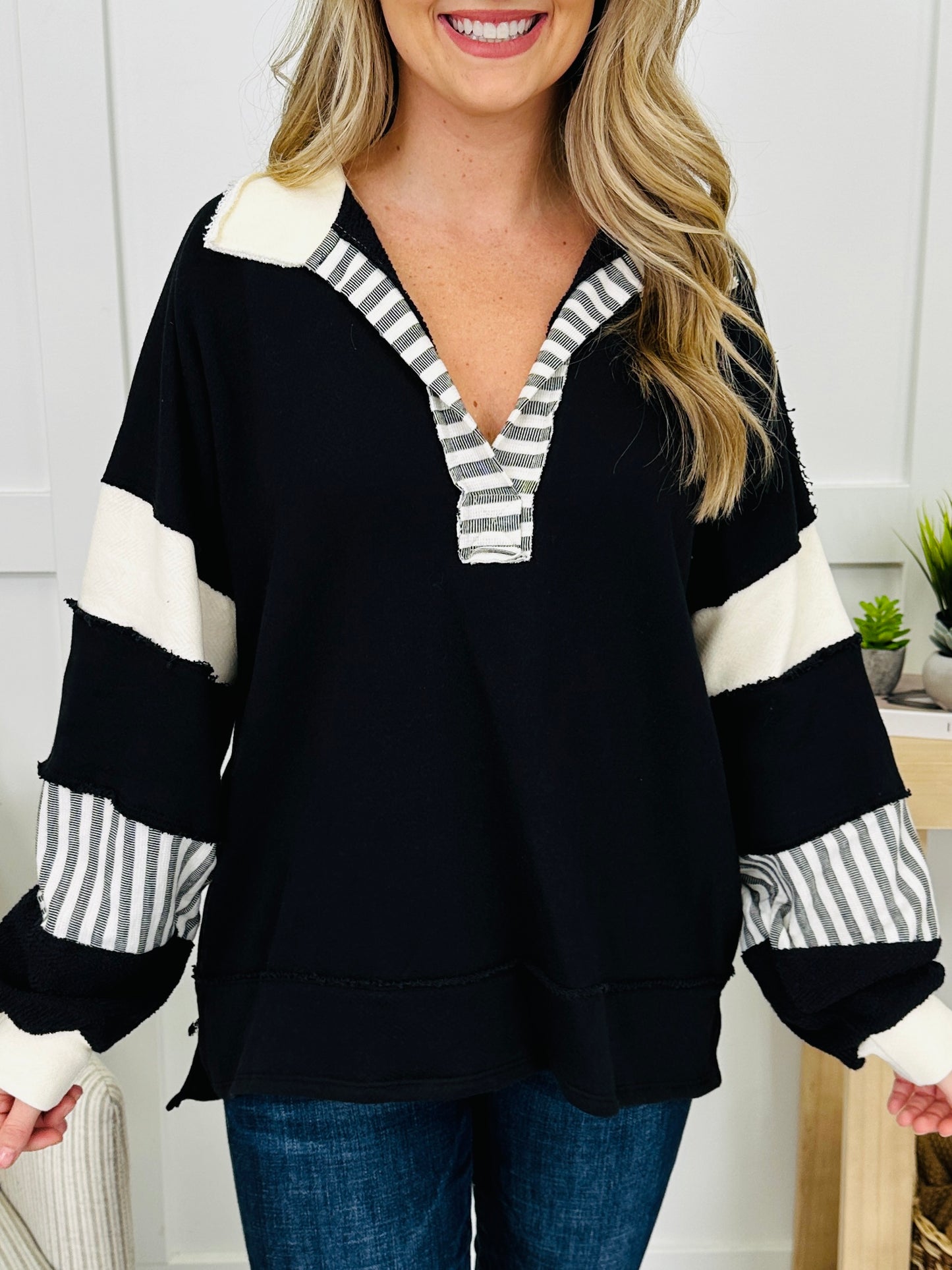 Retro Clash Top In Black Ivory