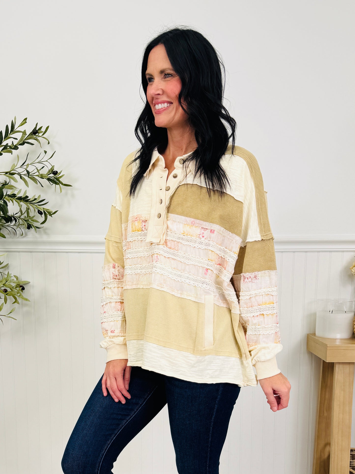 Southern Charm Top In Natural
