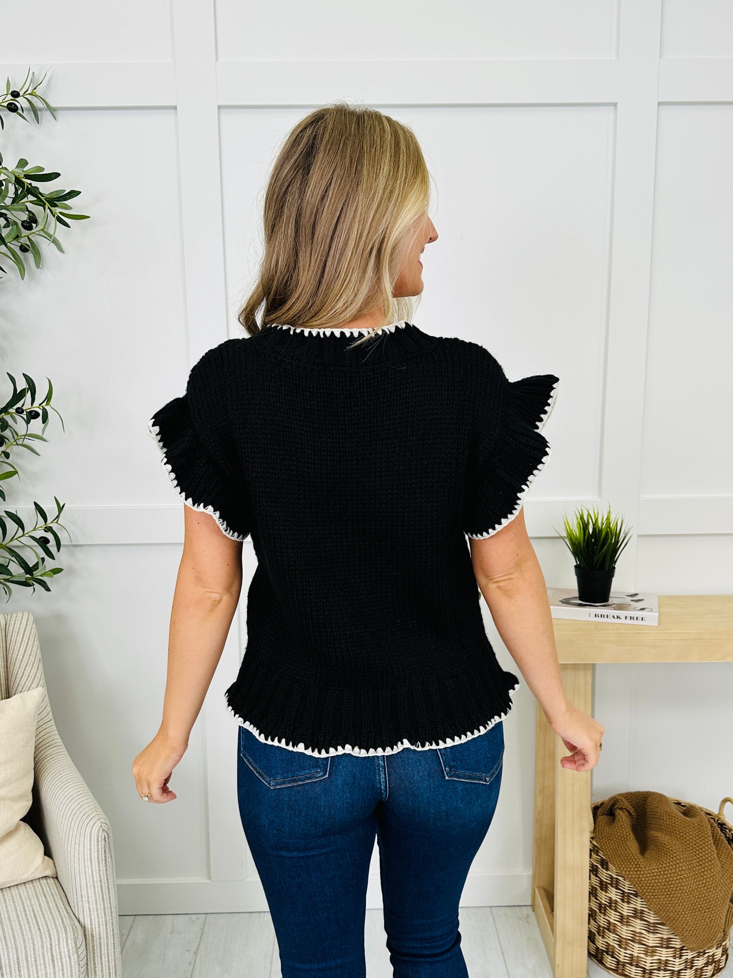 Buttoned Blooms Cardigan in Black