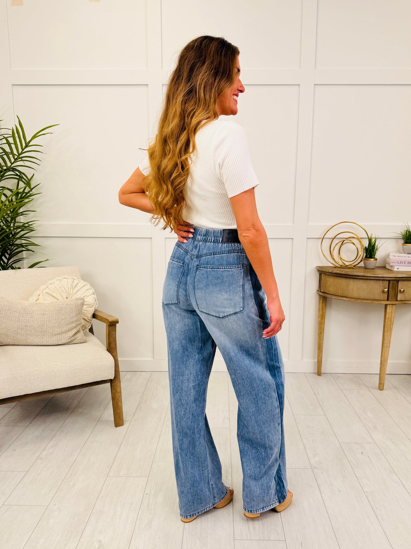 Judy Blue Grab and Go Elastic Waistband Jeans
