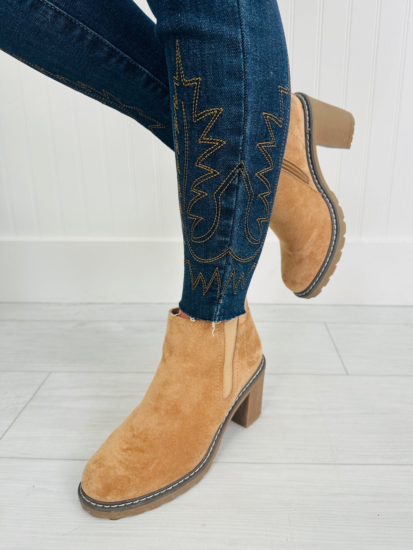 Judy Blue Stitched in Style Skinny Jeans