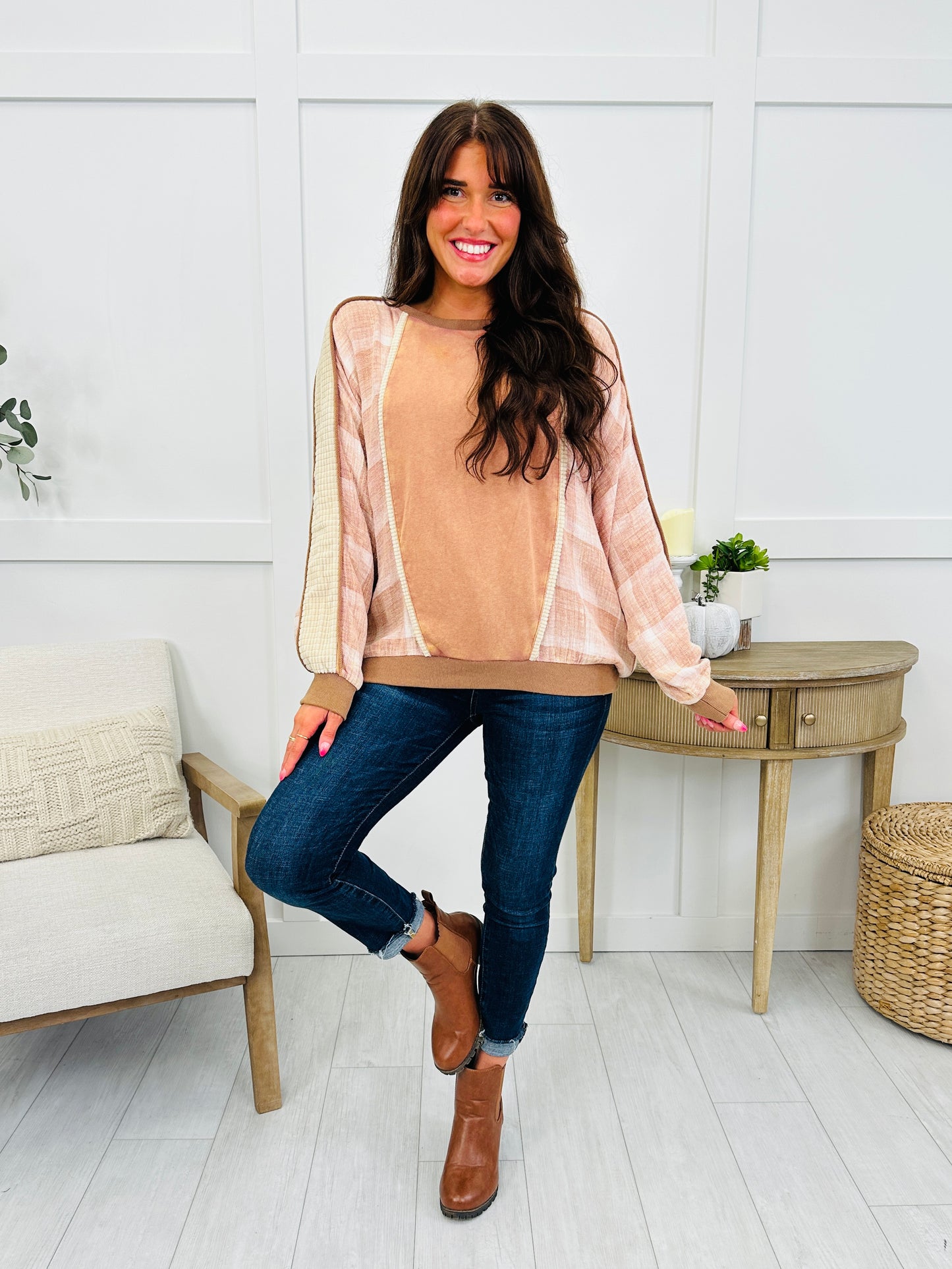 After Hours Sweatshirt In Latte