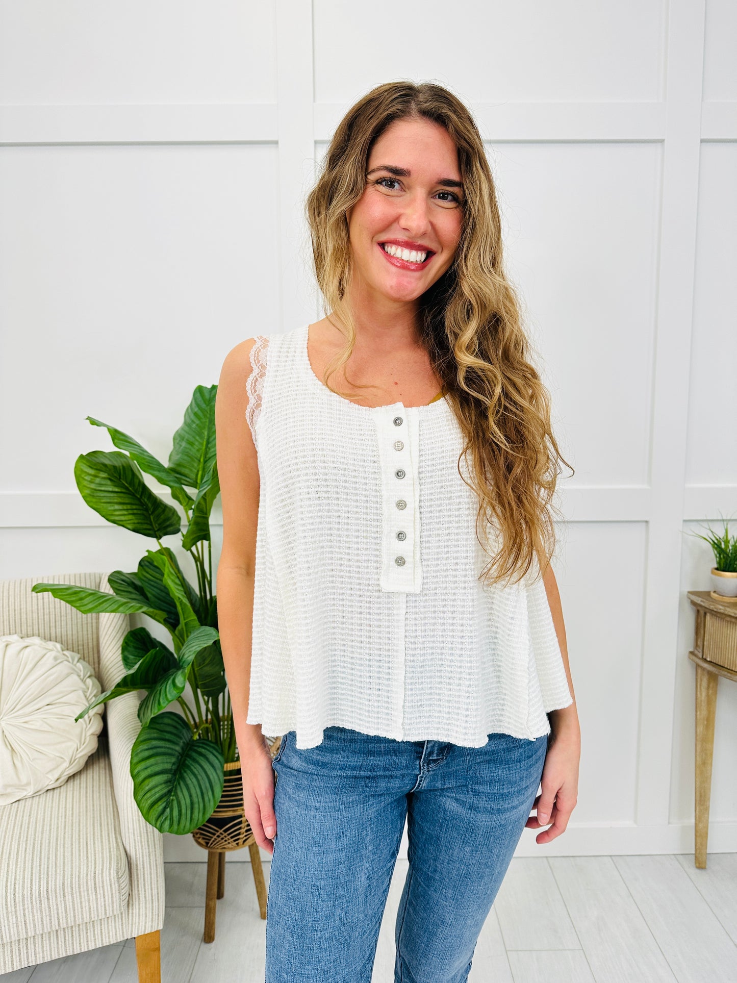 Simple Silhouette Tank Top In Multiple Colors
