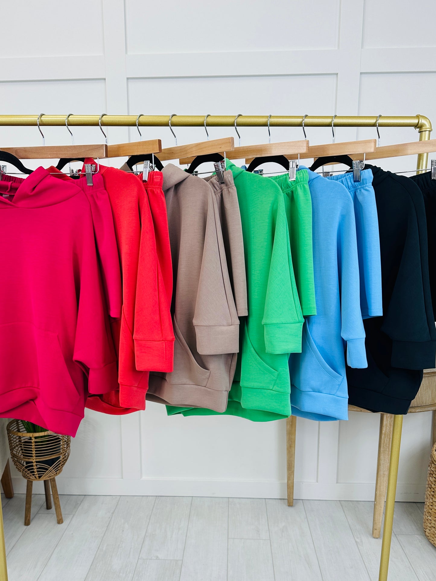 Weekend Wind Down Set In Multiple Colors