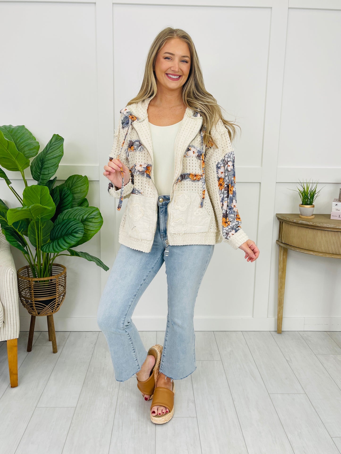 Sweet Petal Pullover in Ivory Floral Denim