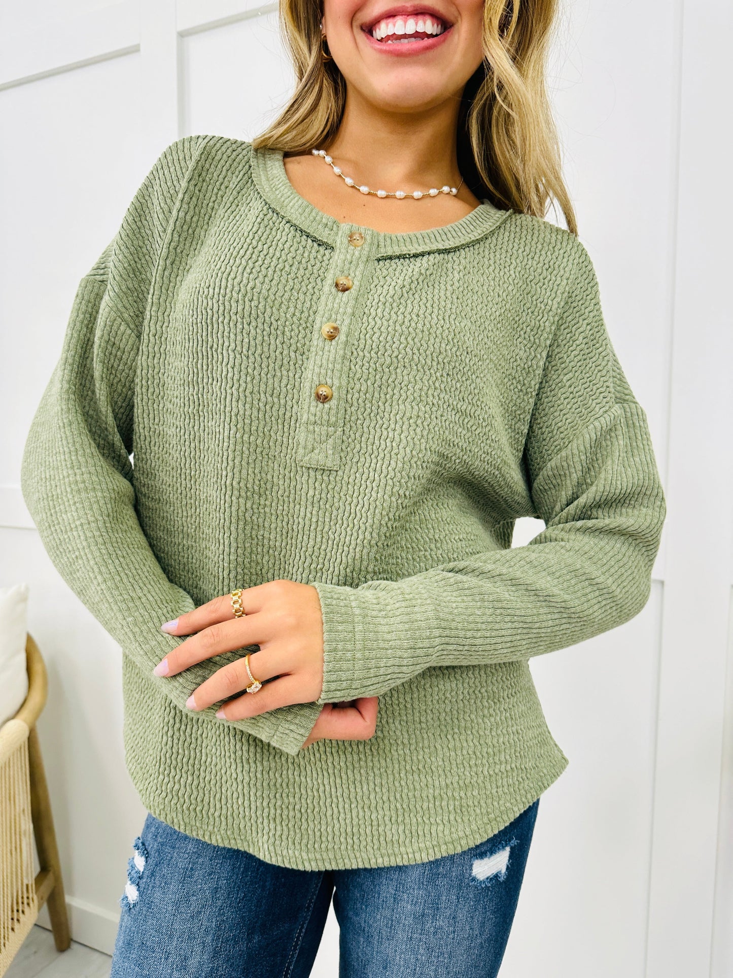 REG/CURVY Cue The Cuddles Top- Multiple Colors!