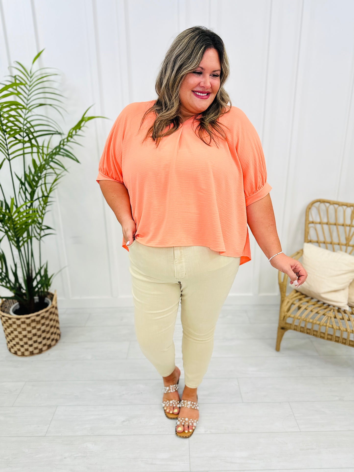 Judy Blue Khaki is The New White Tummy Control Skinny Jeans in Reg/Curvy