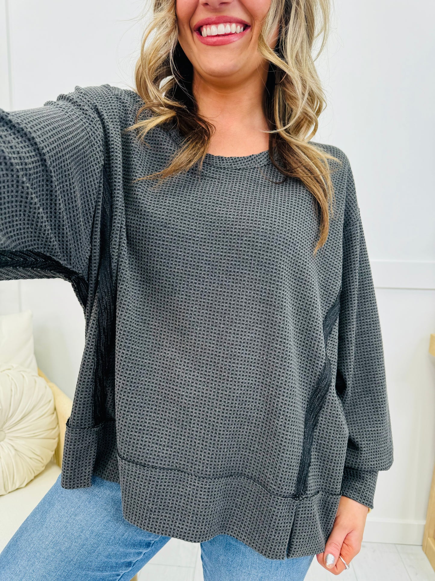 REG/CURVY Picture Perfect Pullover Top- Multiple Colors!