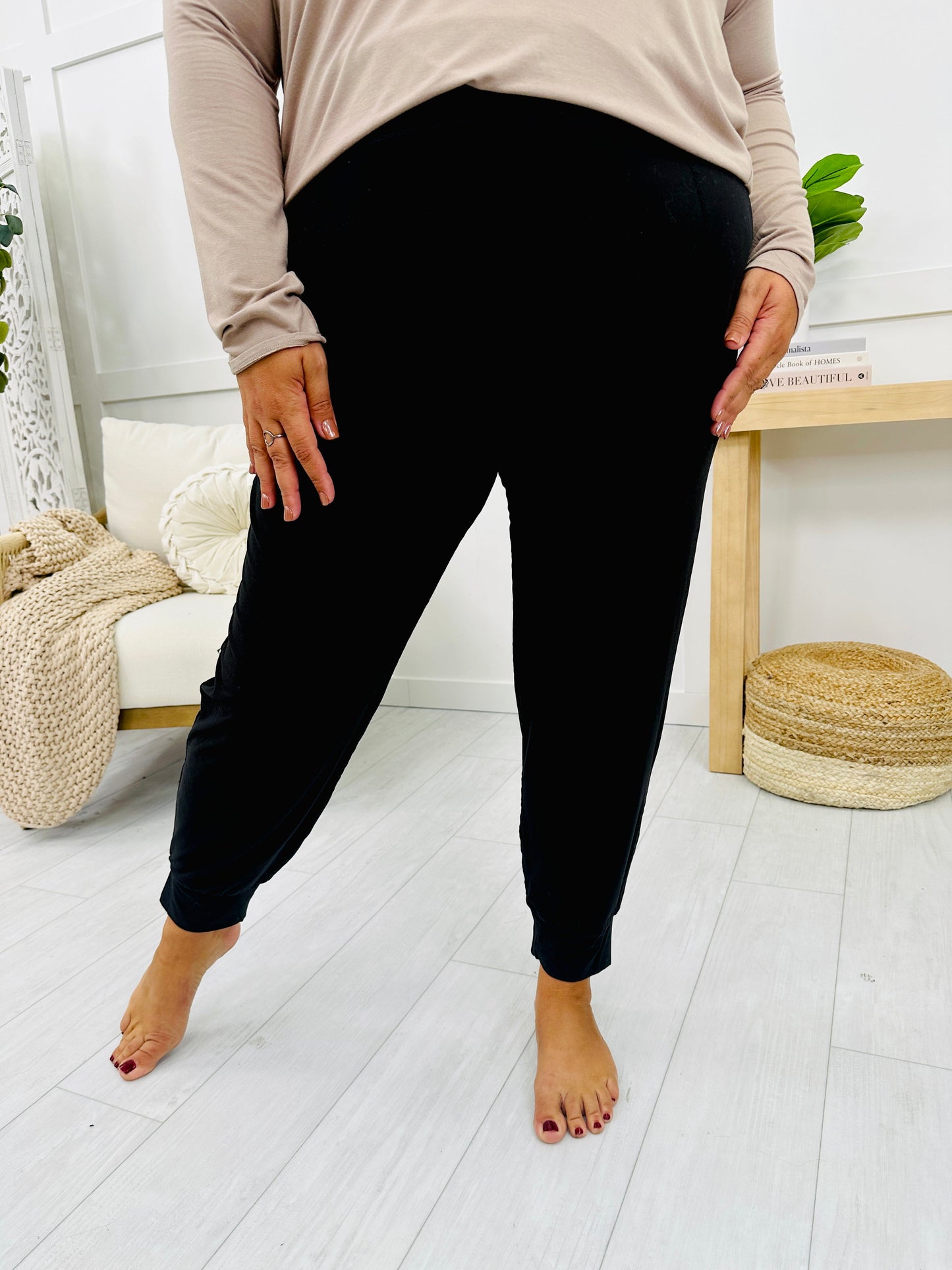 REG/CURVY On The Move Joggers