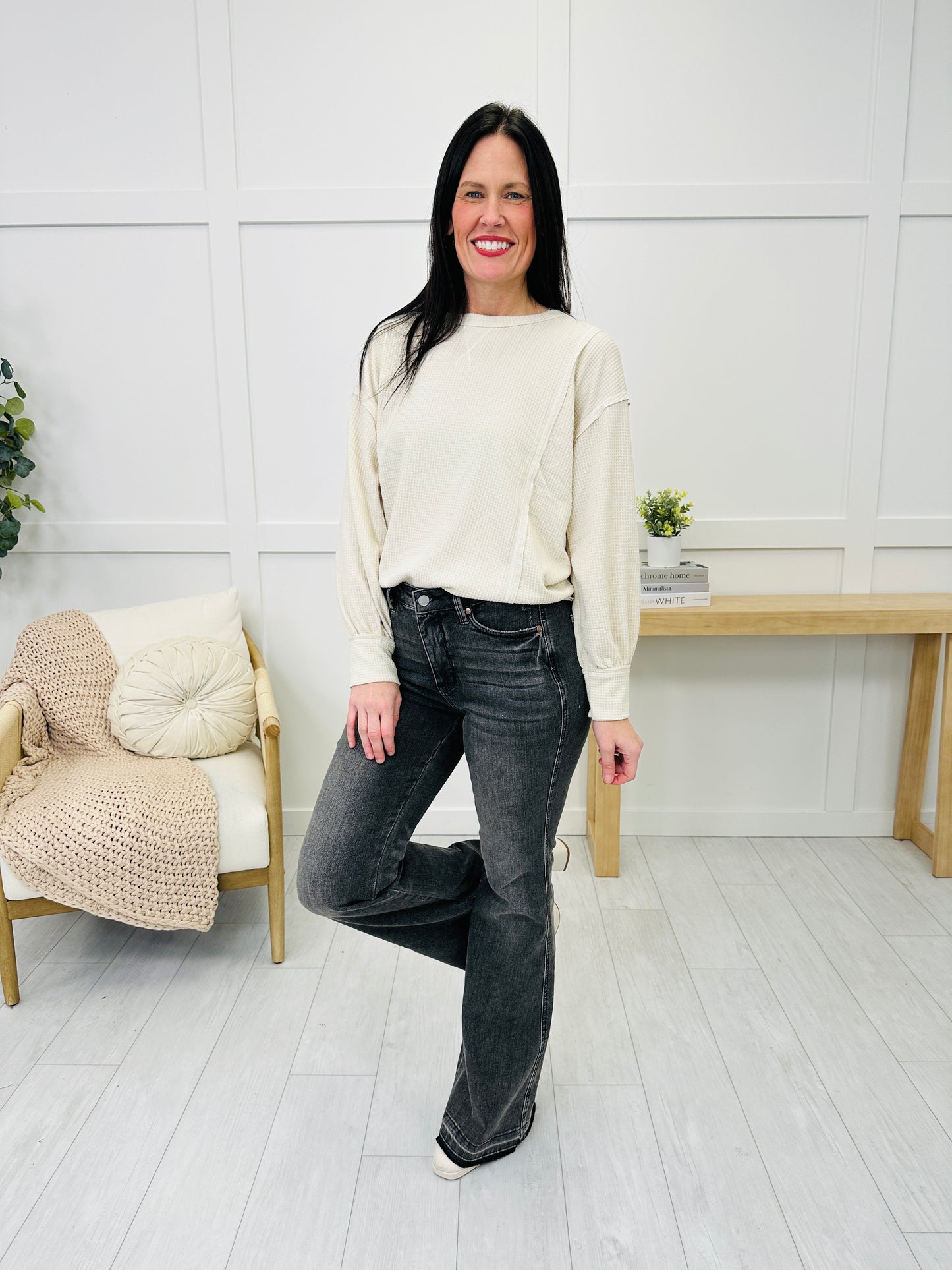 Judy Blue Midnight Moves Tummy Control Flare Jeans