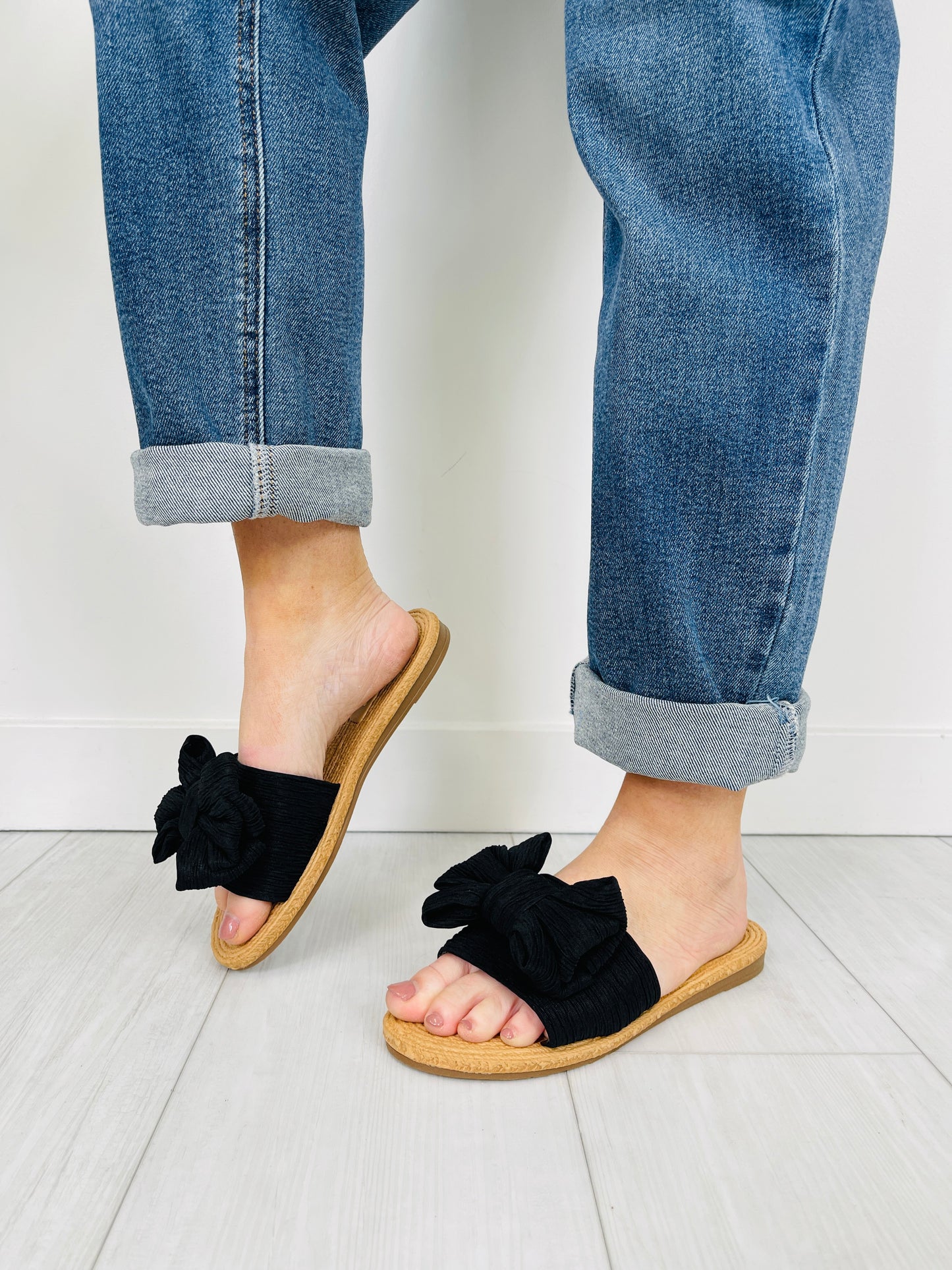 Made for Wandering Sandals In Black