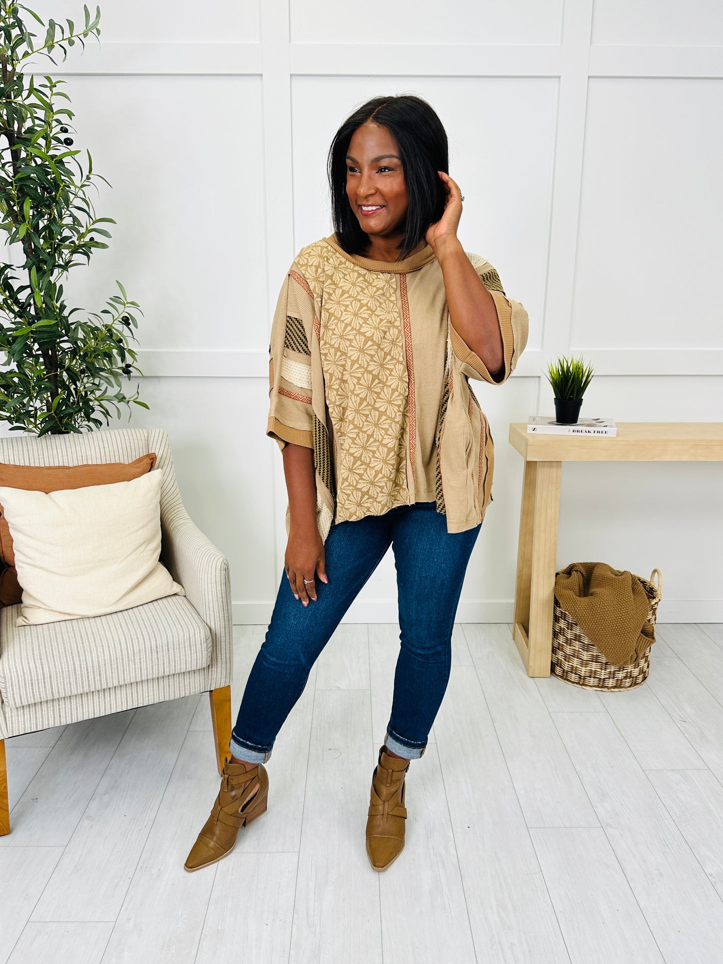 Faded Tales Top in Coffee