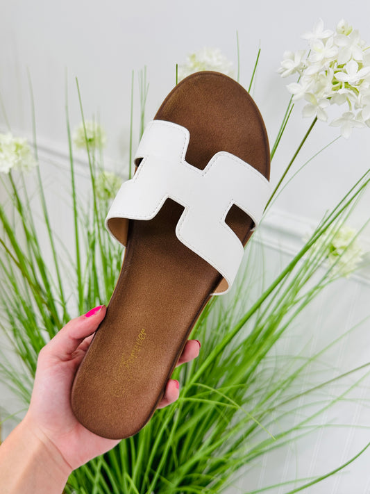 Timeless Route Sandals In White