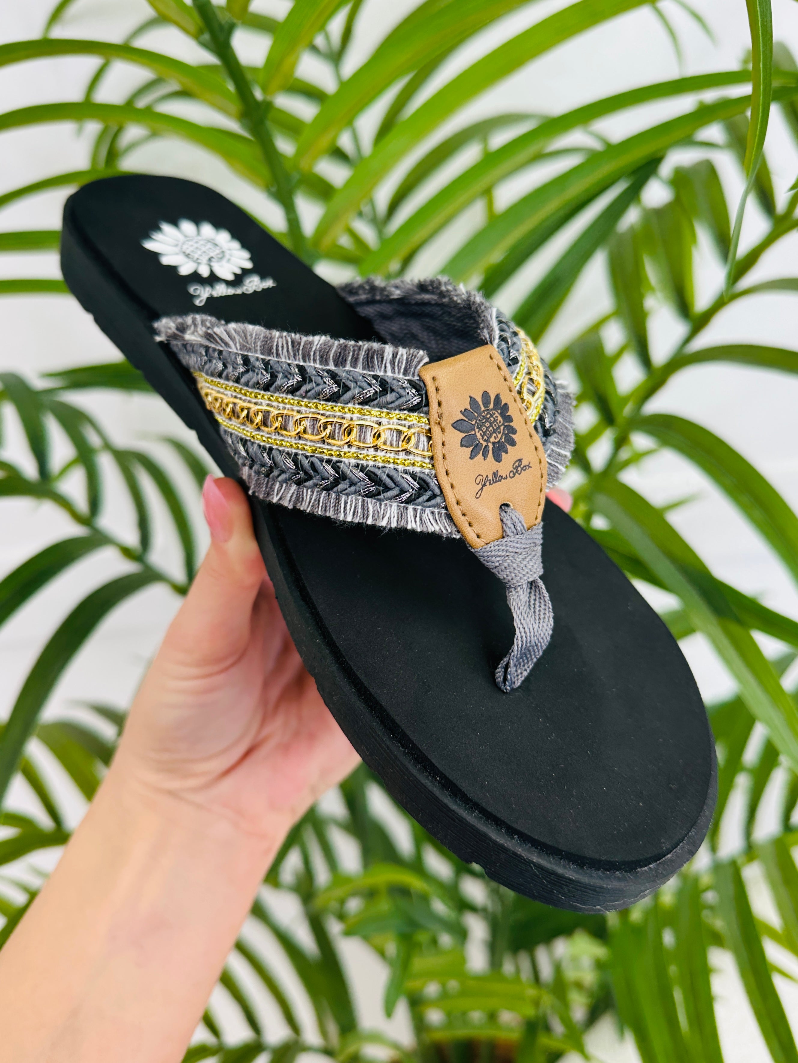 Shoes – MOCO Boutique