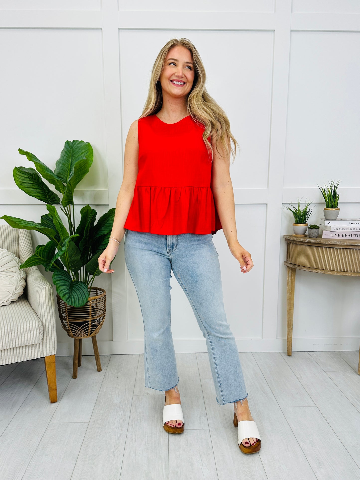 Hushed Color Top In Red