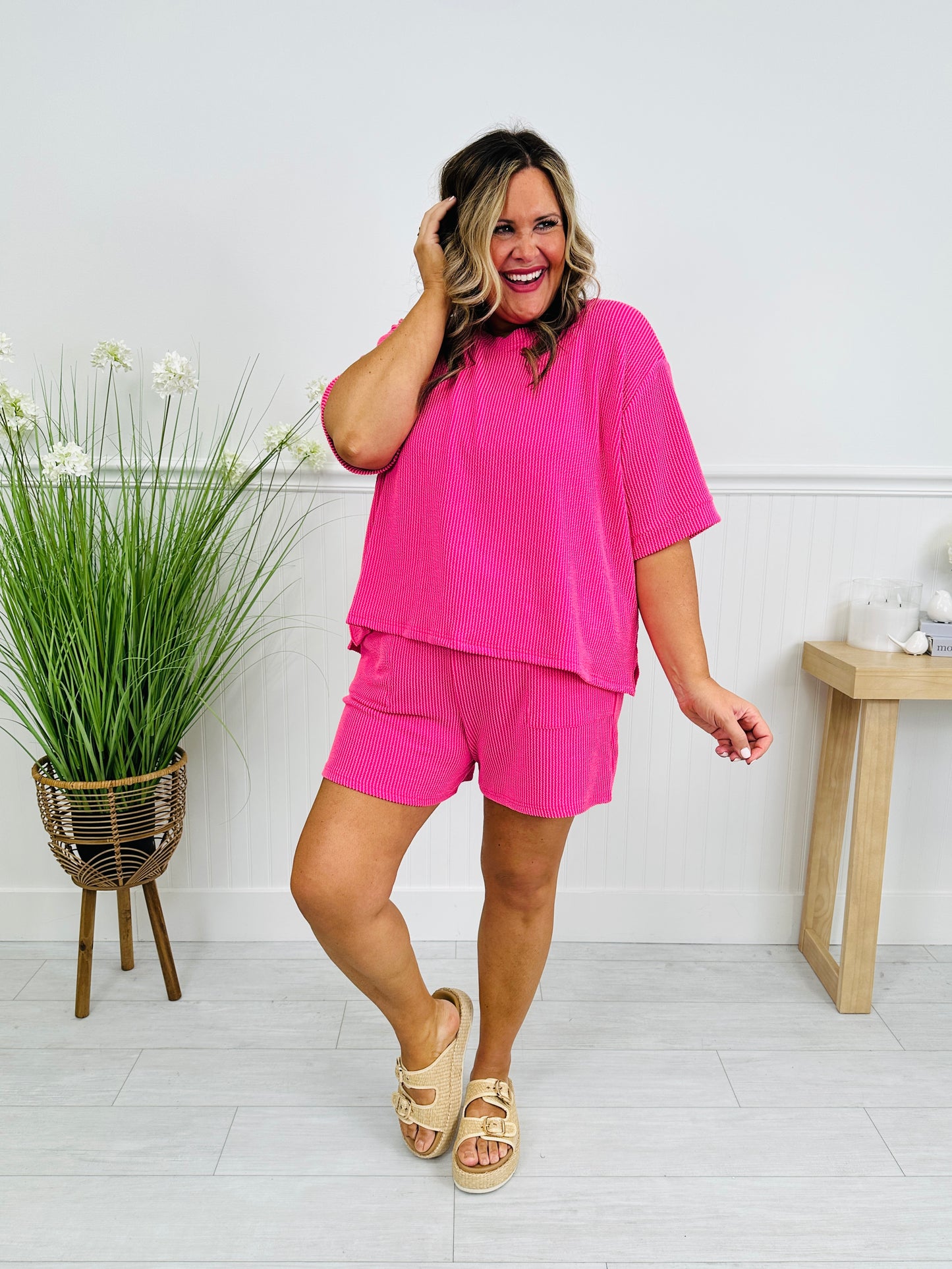 Set The Vibe Set In Multiple Colors