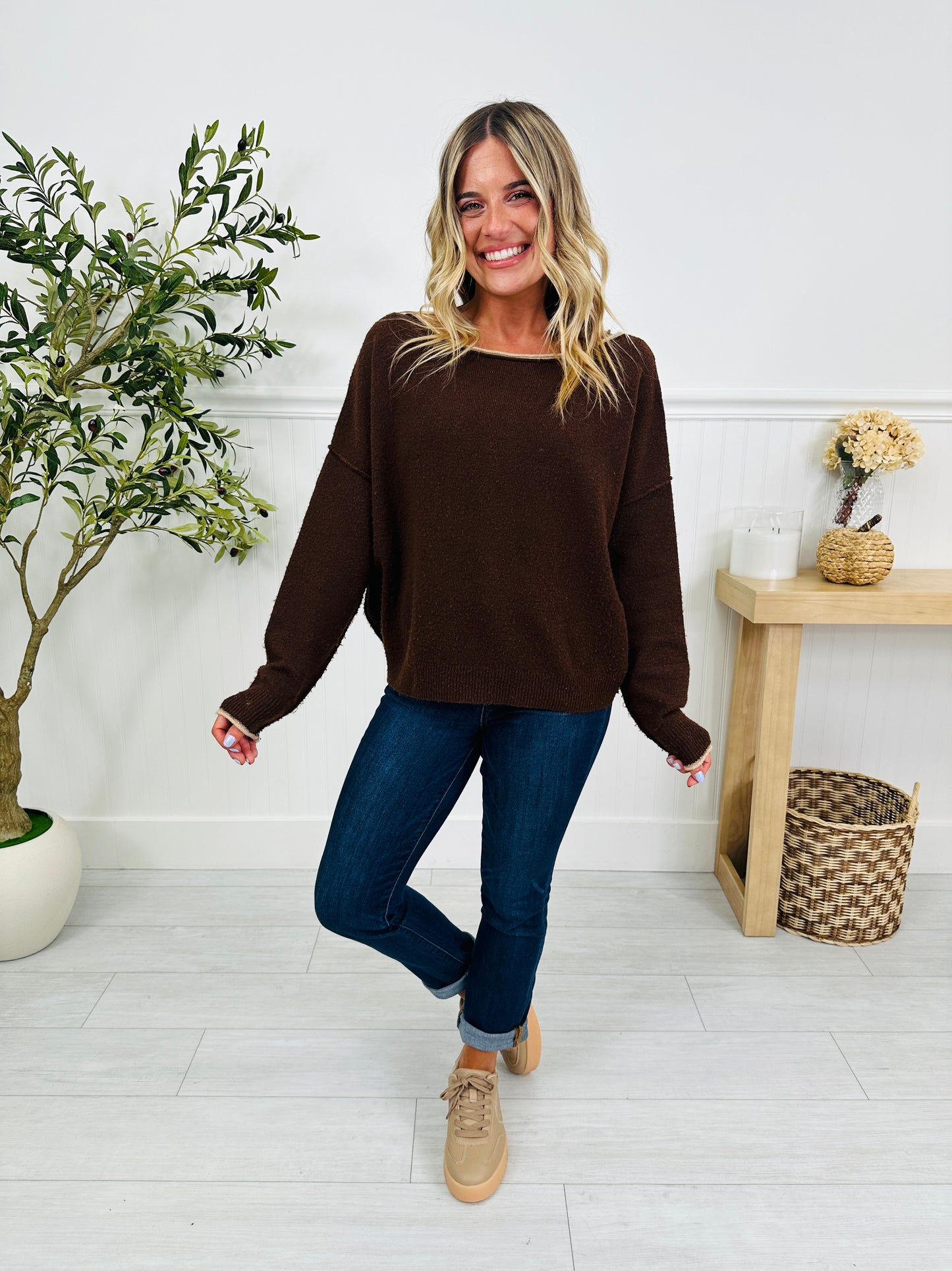 The Espresso Lane Top In Brown