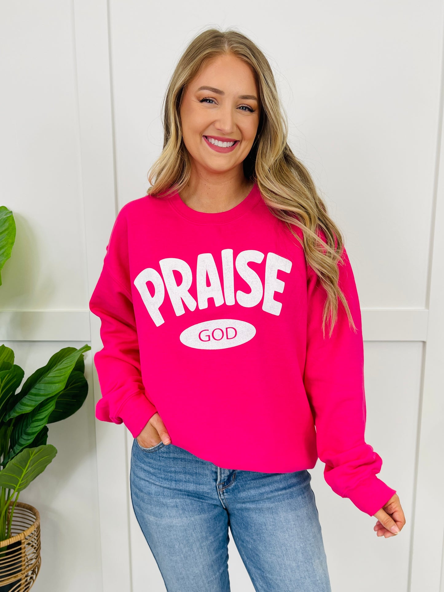 Praise God Graphic Crewneck Sweatshirt in Two Colors!