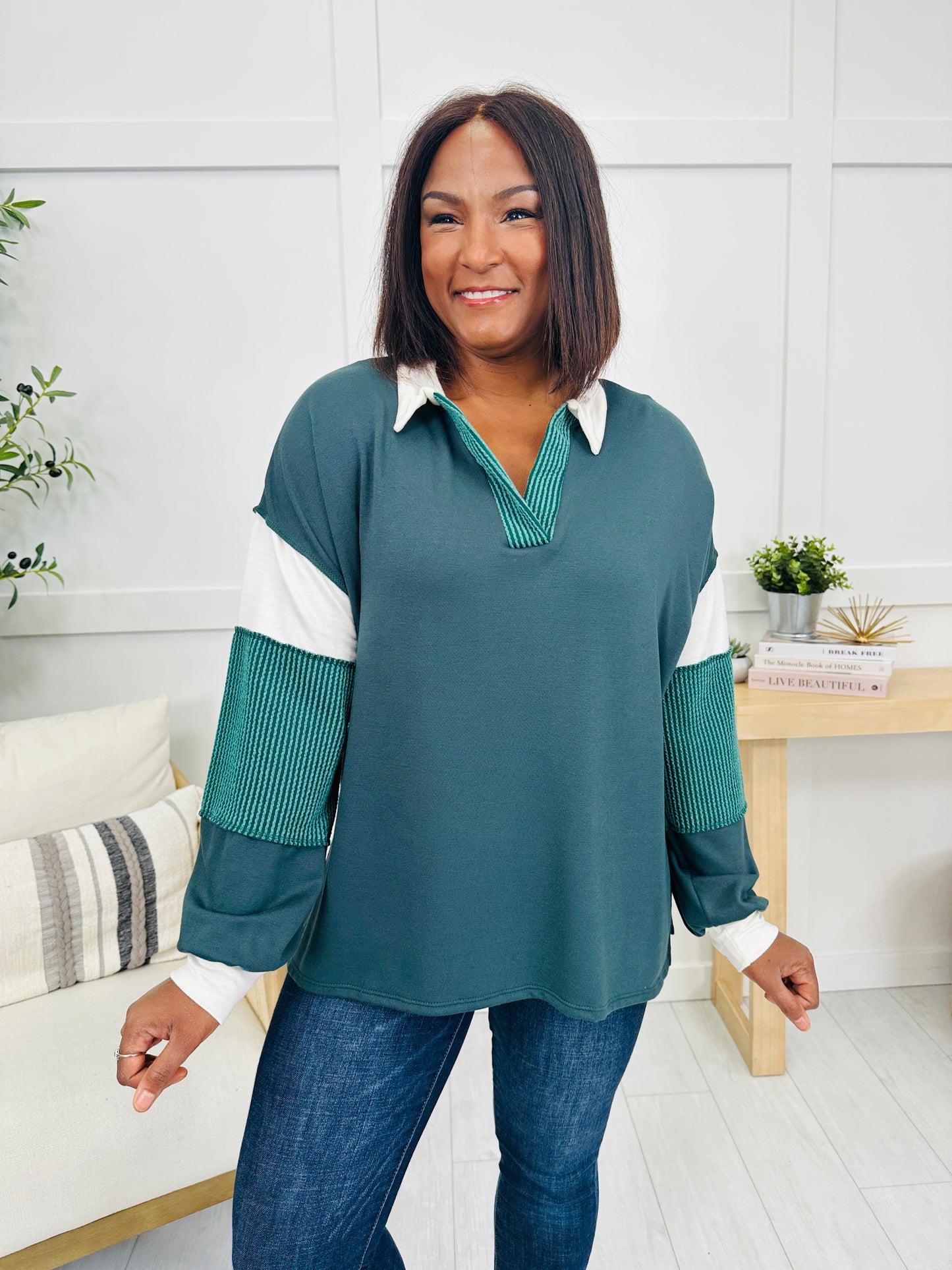 Signature Contrast Pullover in Hunter Green