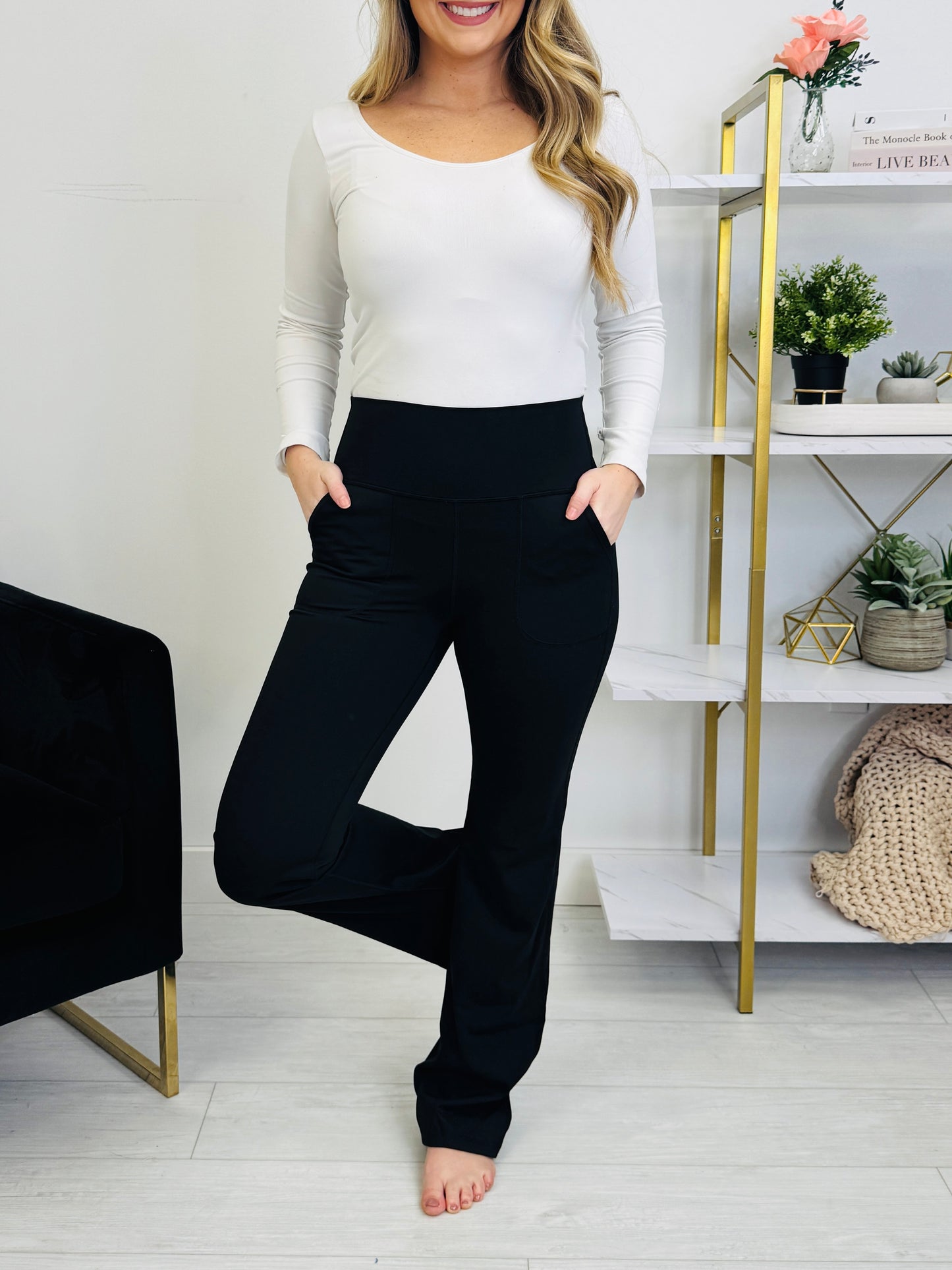 Strong Silhouette Bootcut Yoga Bottoms