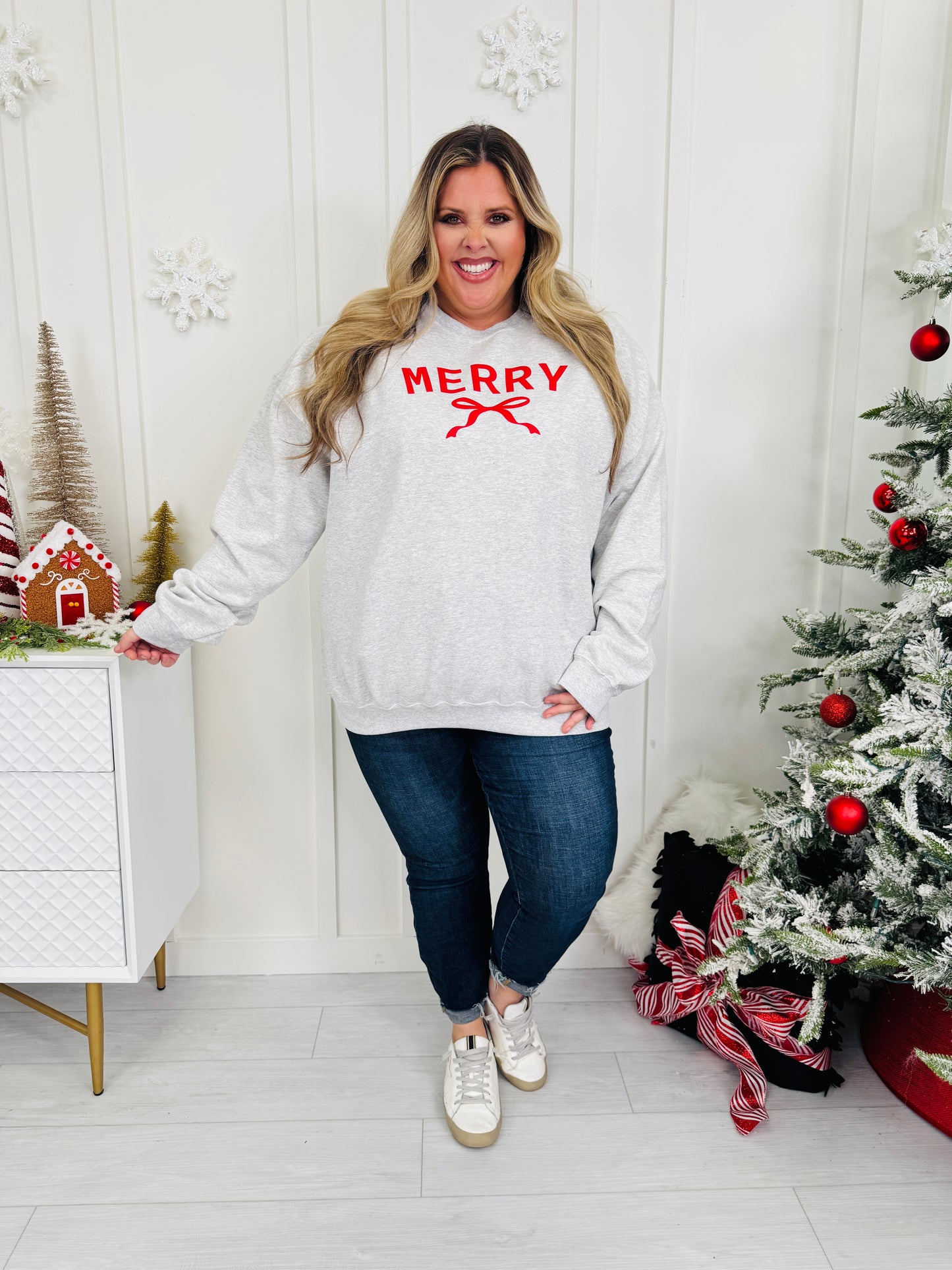 Merry With Ribbon Graphic Crewneck Sweatshirt