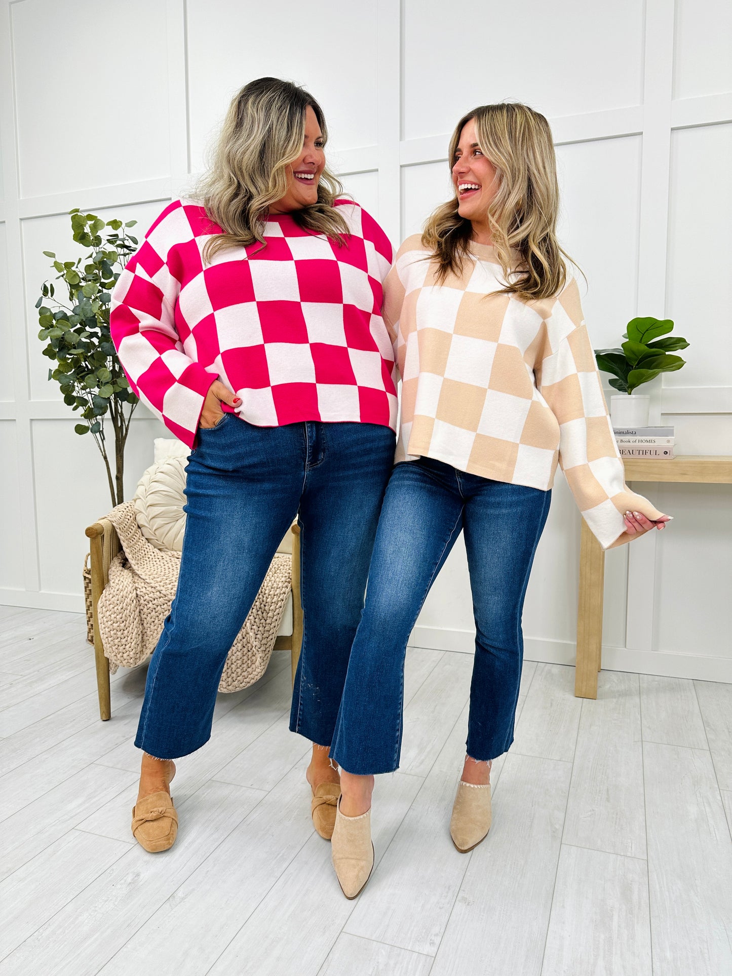 REG/CURVY Come Check This MOCO Exclusive Design Checkered Sweater- Multiple Colors!