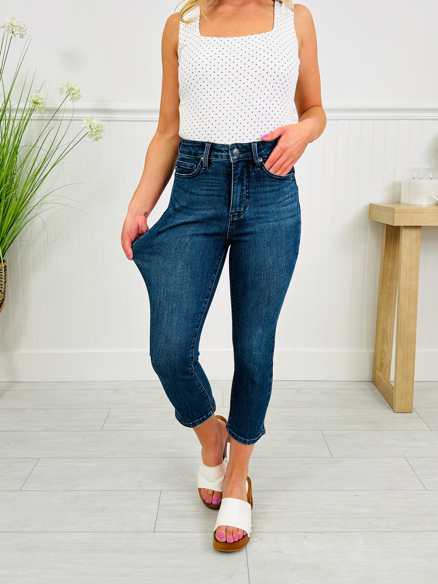 Judy Blue The Trifecta Capri Jeans