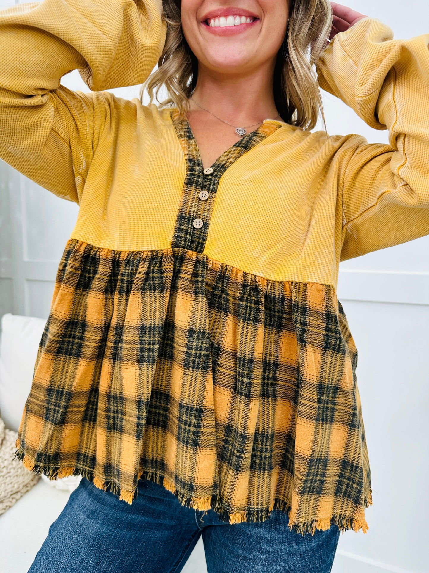 Vivid Hue Top In Mustard