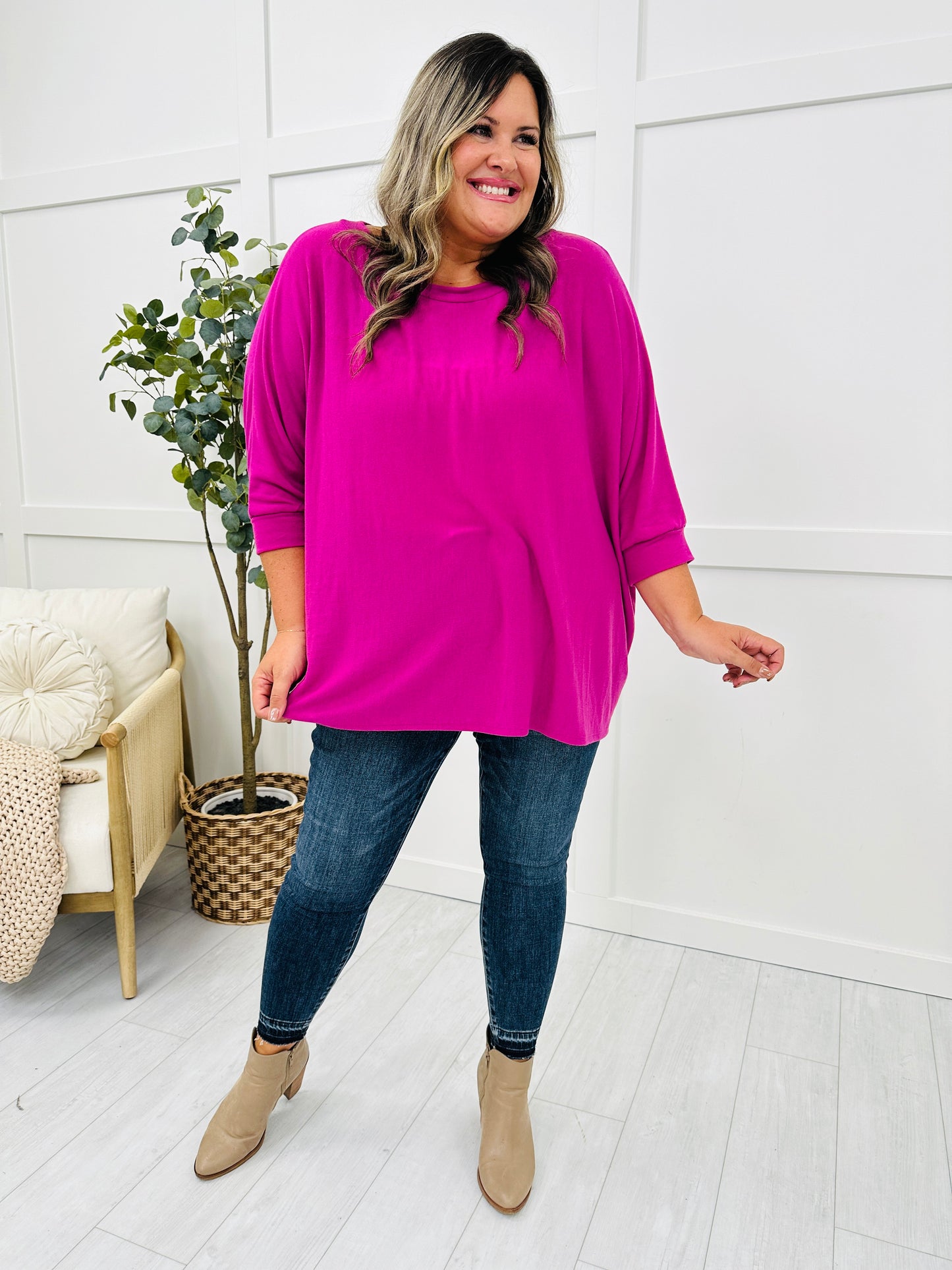 REG/CURVY Hello, Autumn Top-- Multiple Colors!